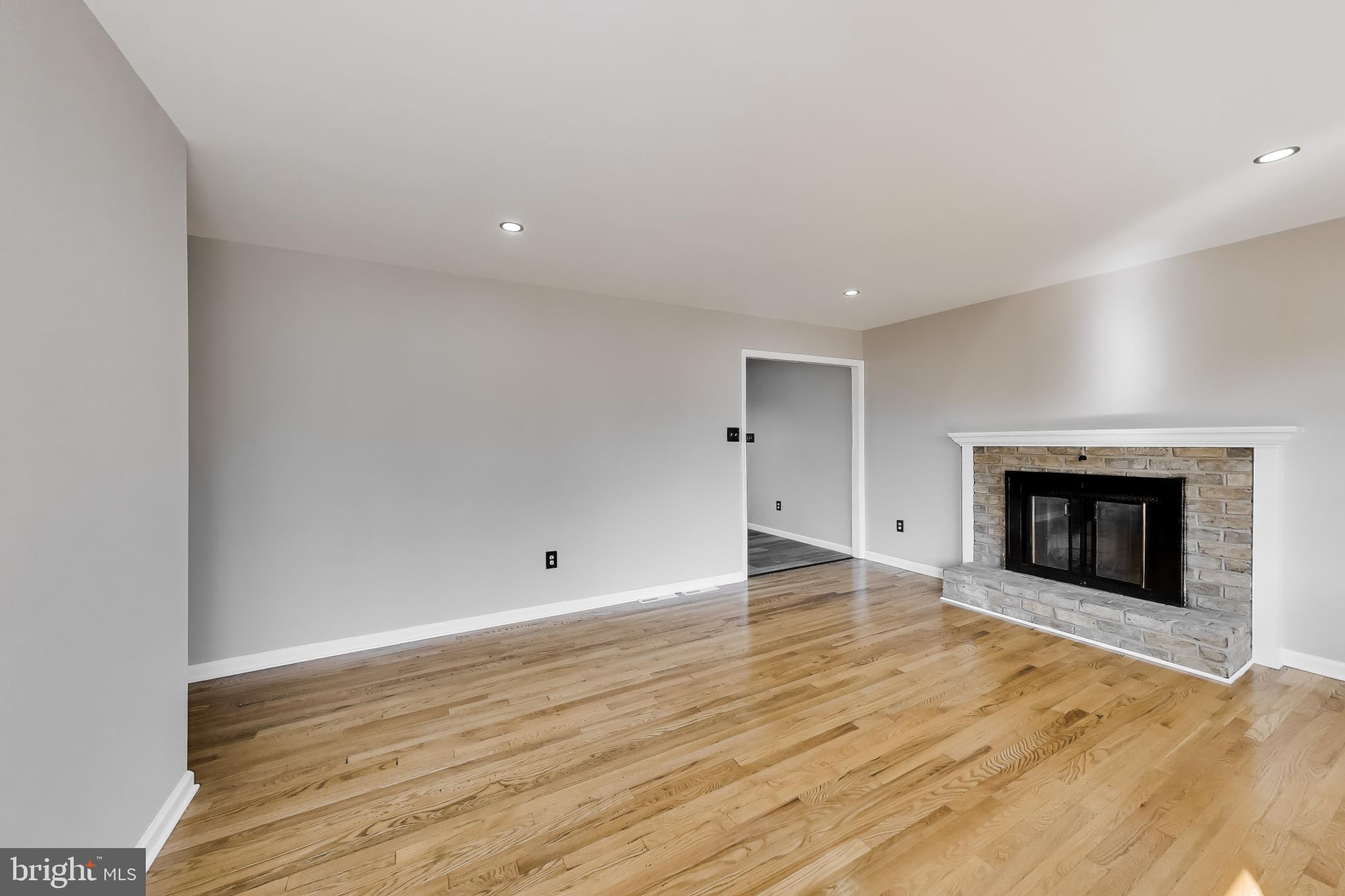 WOODMOOR - Residential