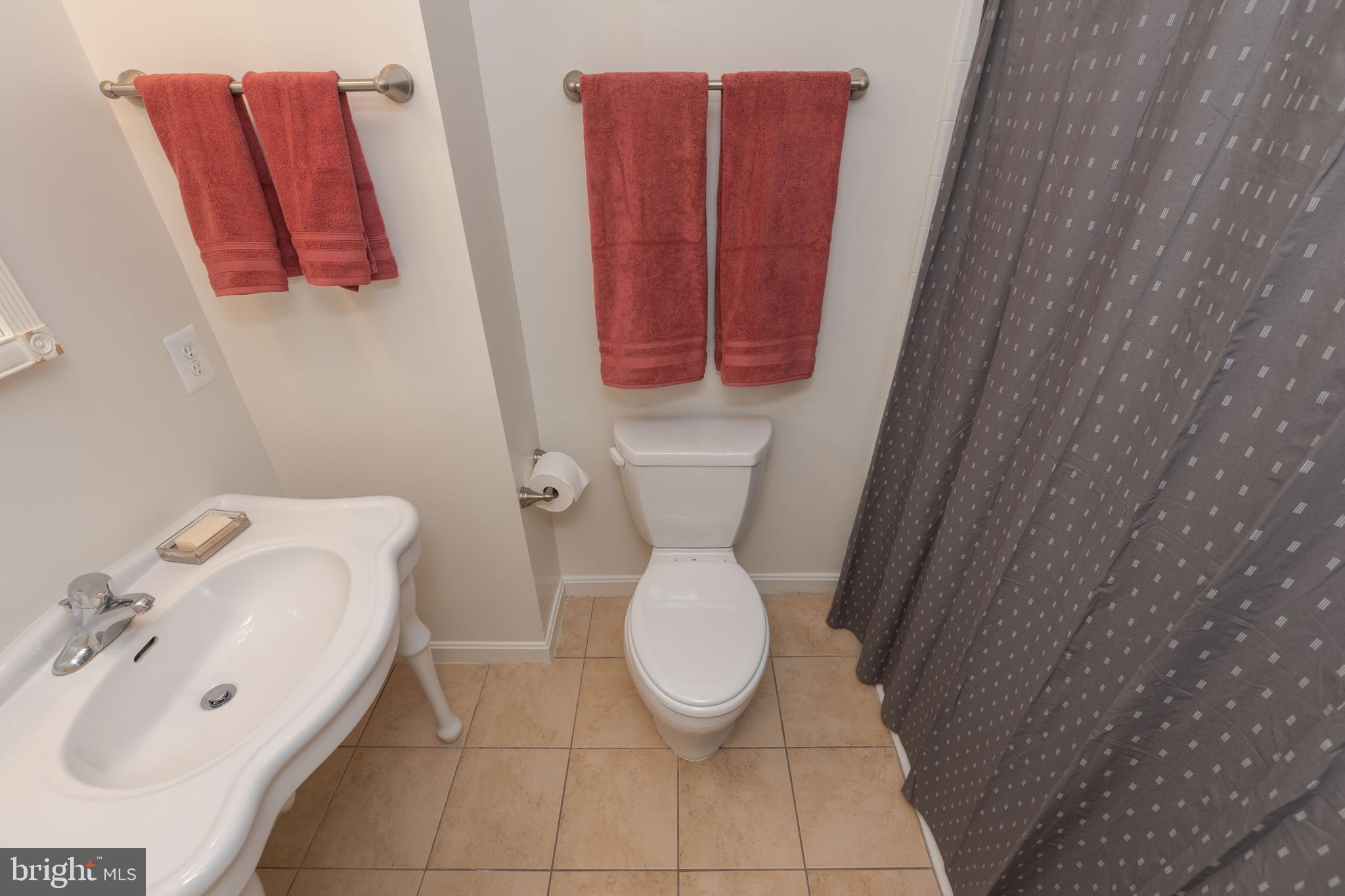 HIGHLANDTOWN - Residential