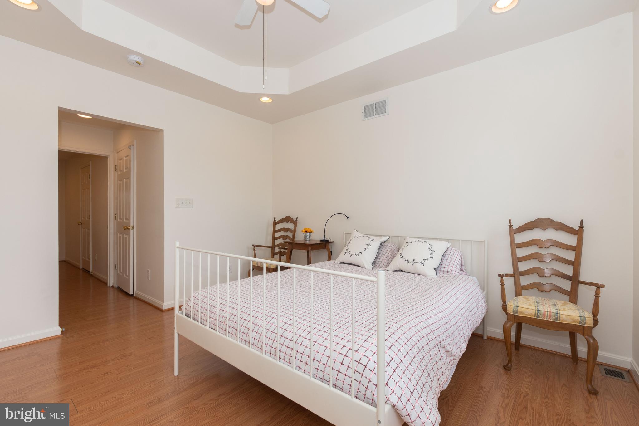 HIGHLANDTOWN - Residential