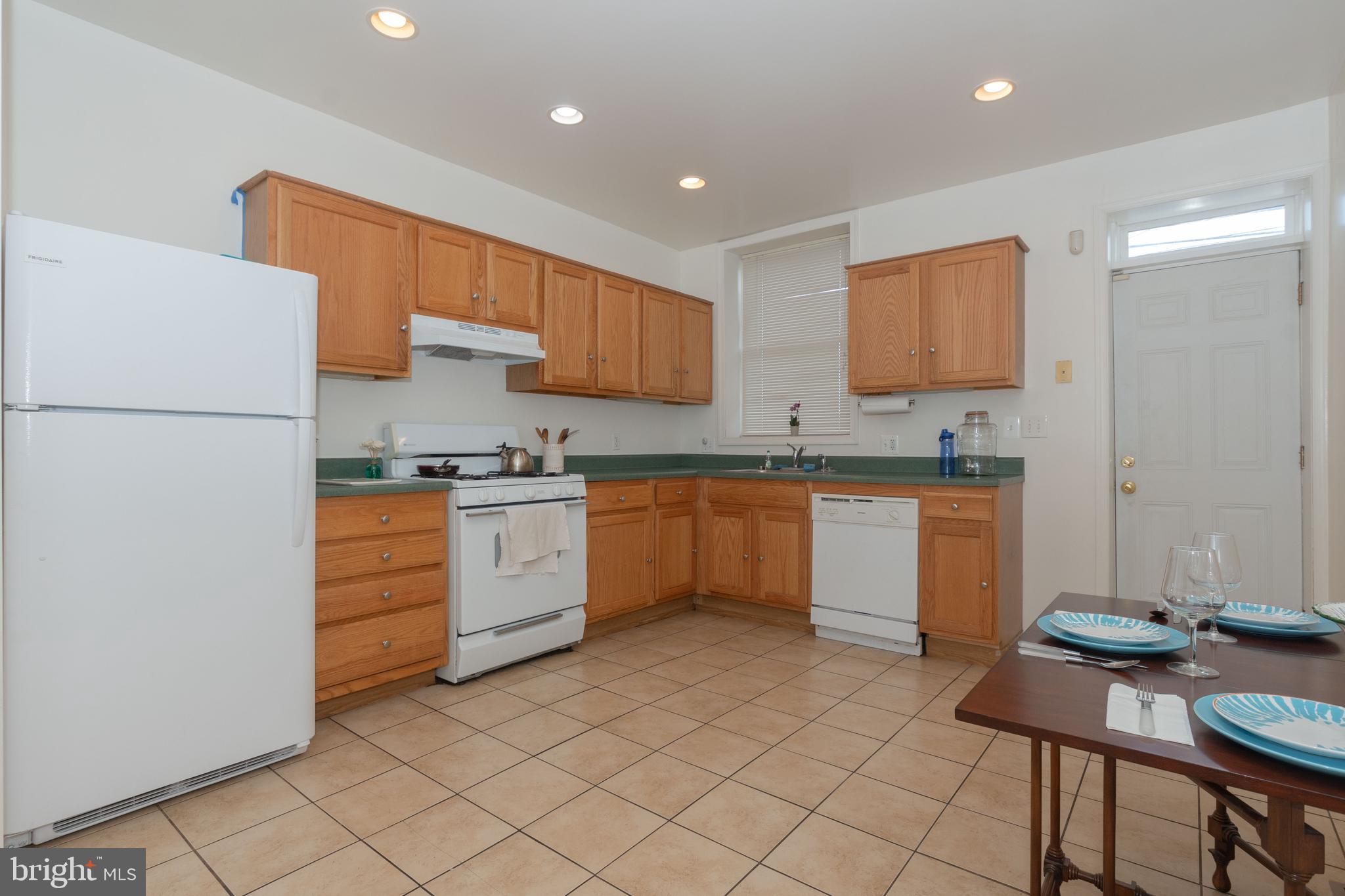 HIGHLANDTOWN - Residential