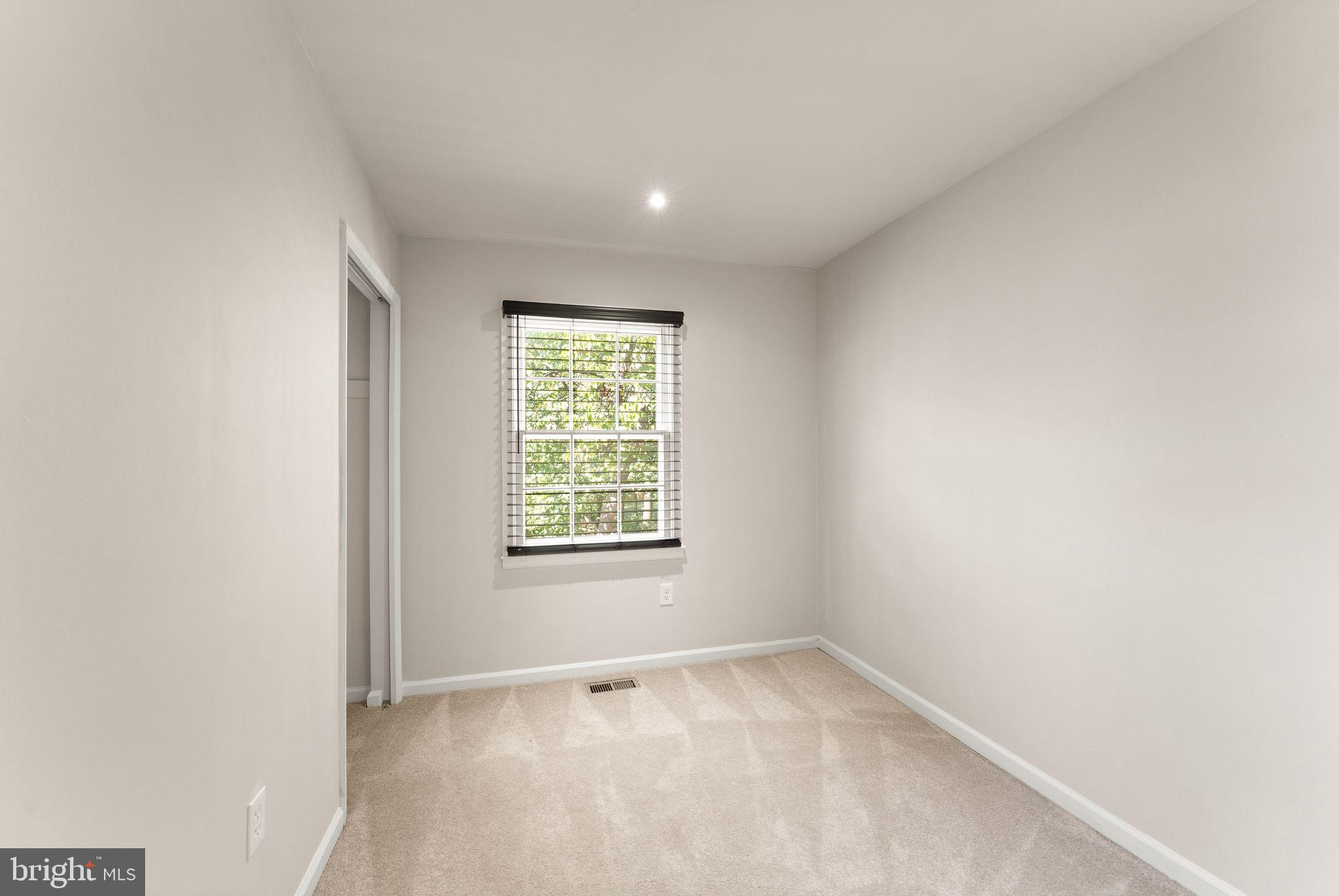 BRISTOE STATION - Residential