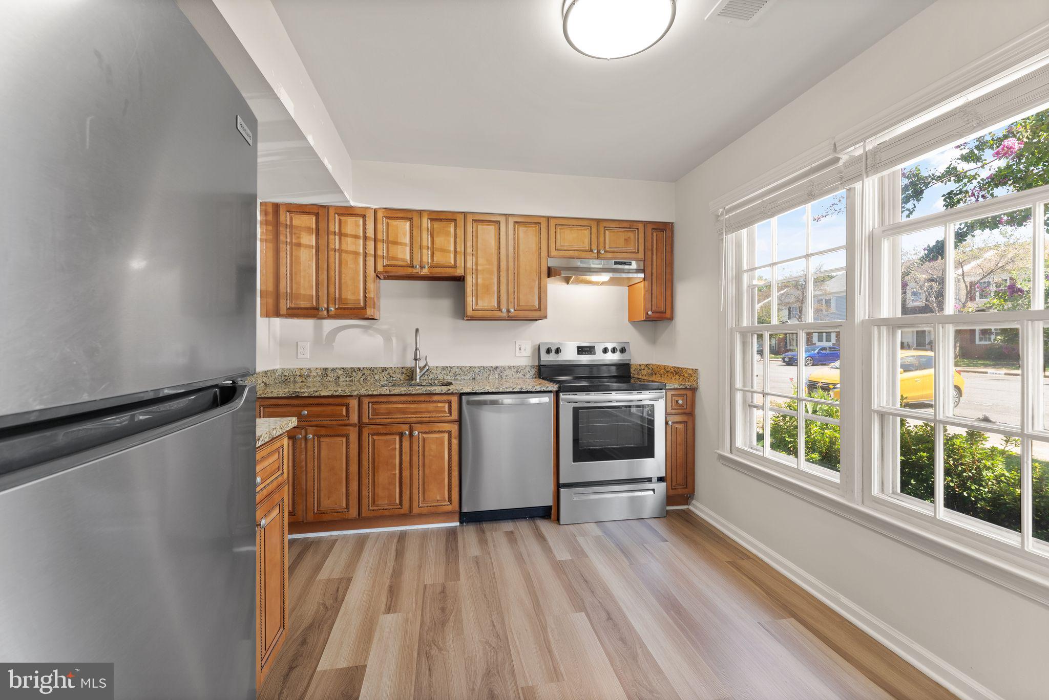 BRISTOE STATION - Residential