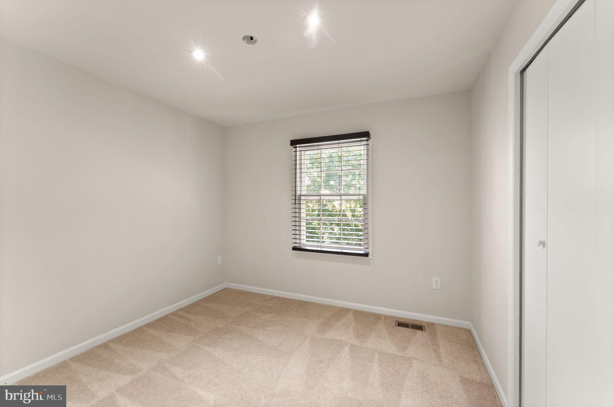 BRISTOE STATION - Residential