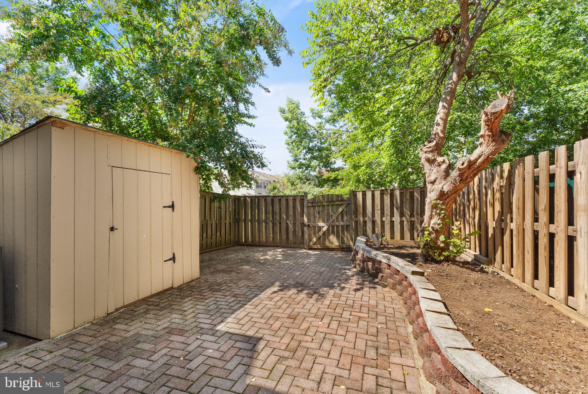 BRISTOE STATION - Residential