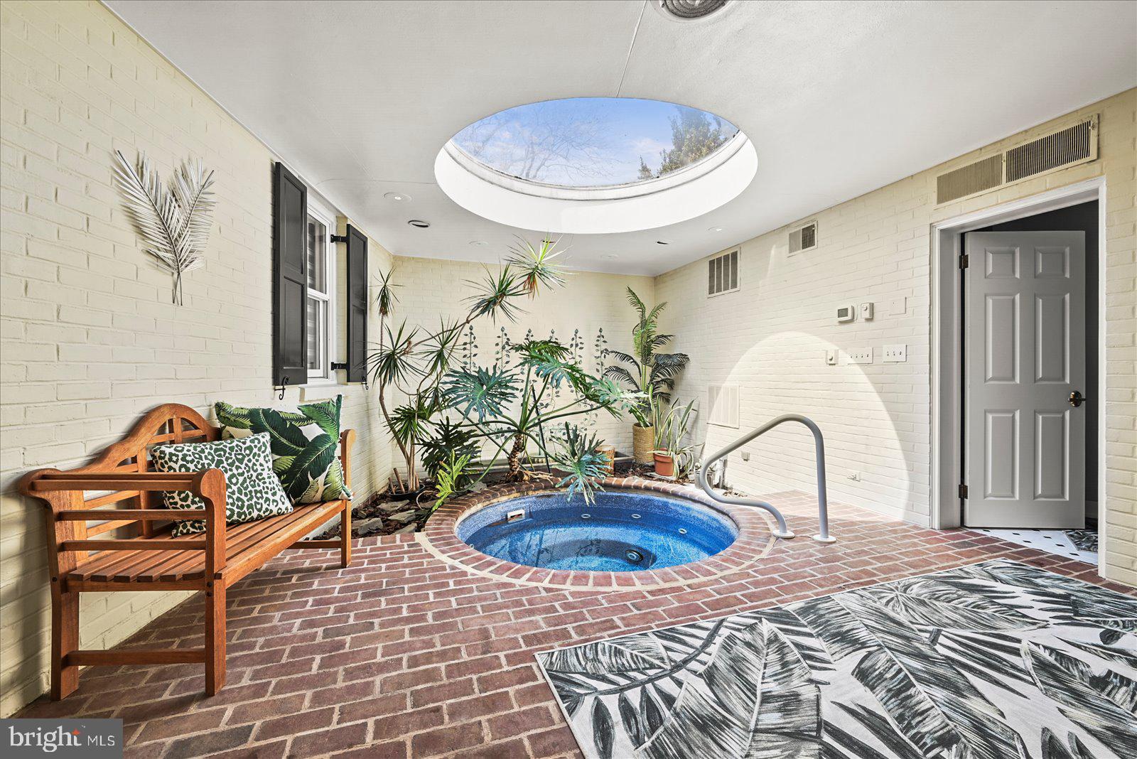 HANOVER - Residential