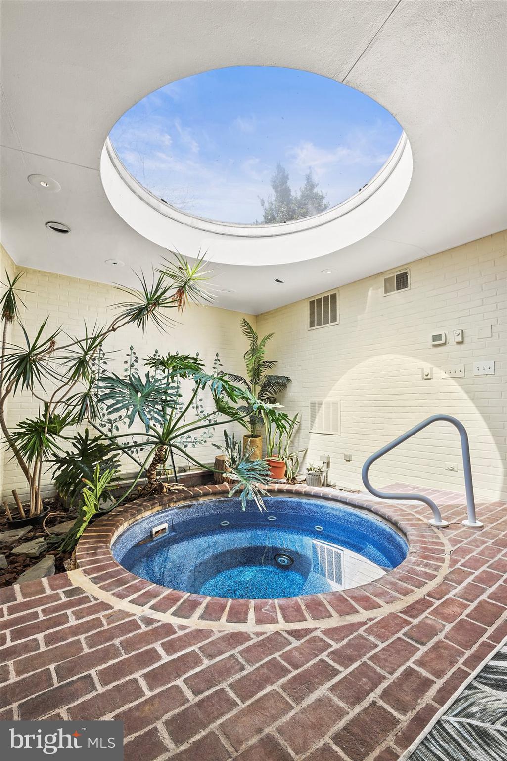 HANOVER - Residential