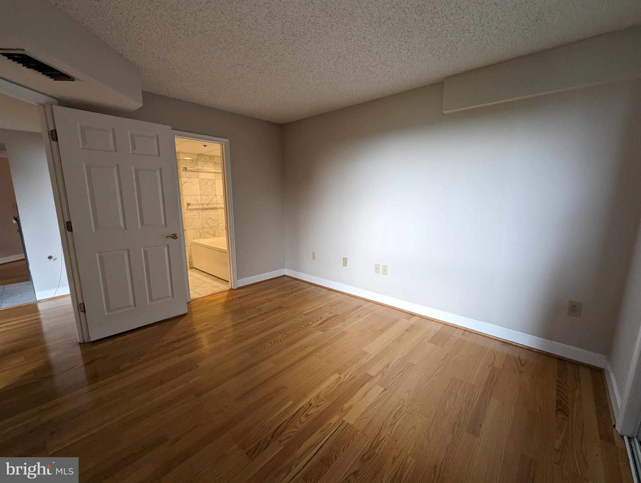 THE WILLIAMSBURG - Residential Lease