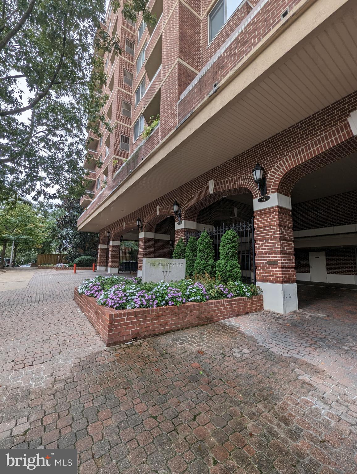 THE WILLIAMSBURG - Residential Lease