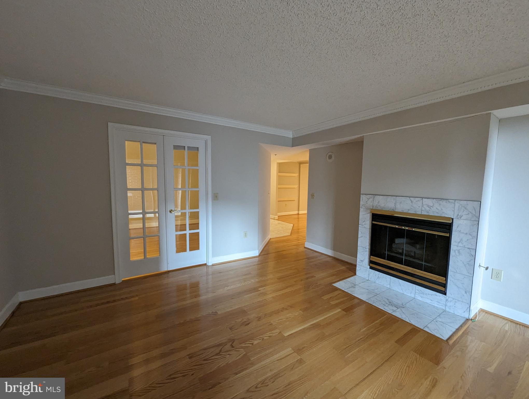 THE WILLIAMSBURG - Residential Lease