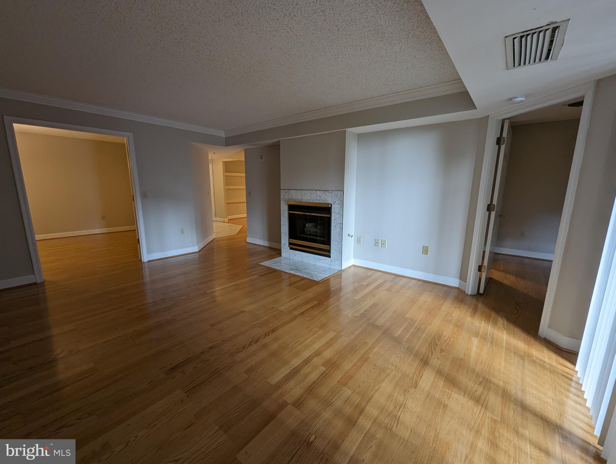 THE WILLIAMSBURG - Residential Lease