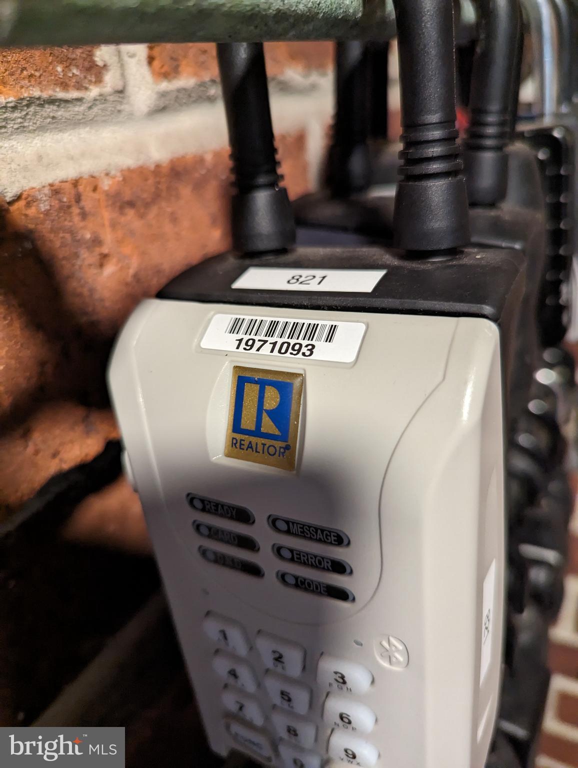 THE WILLIAMSBURG - Residential Lease