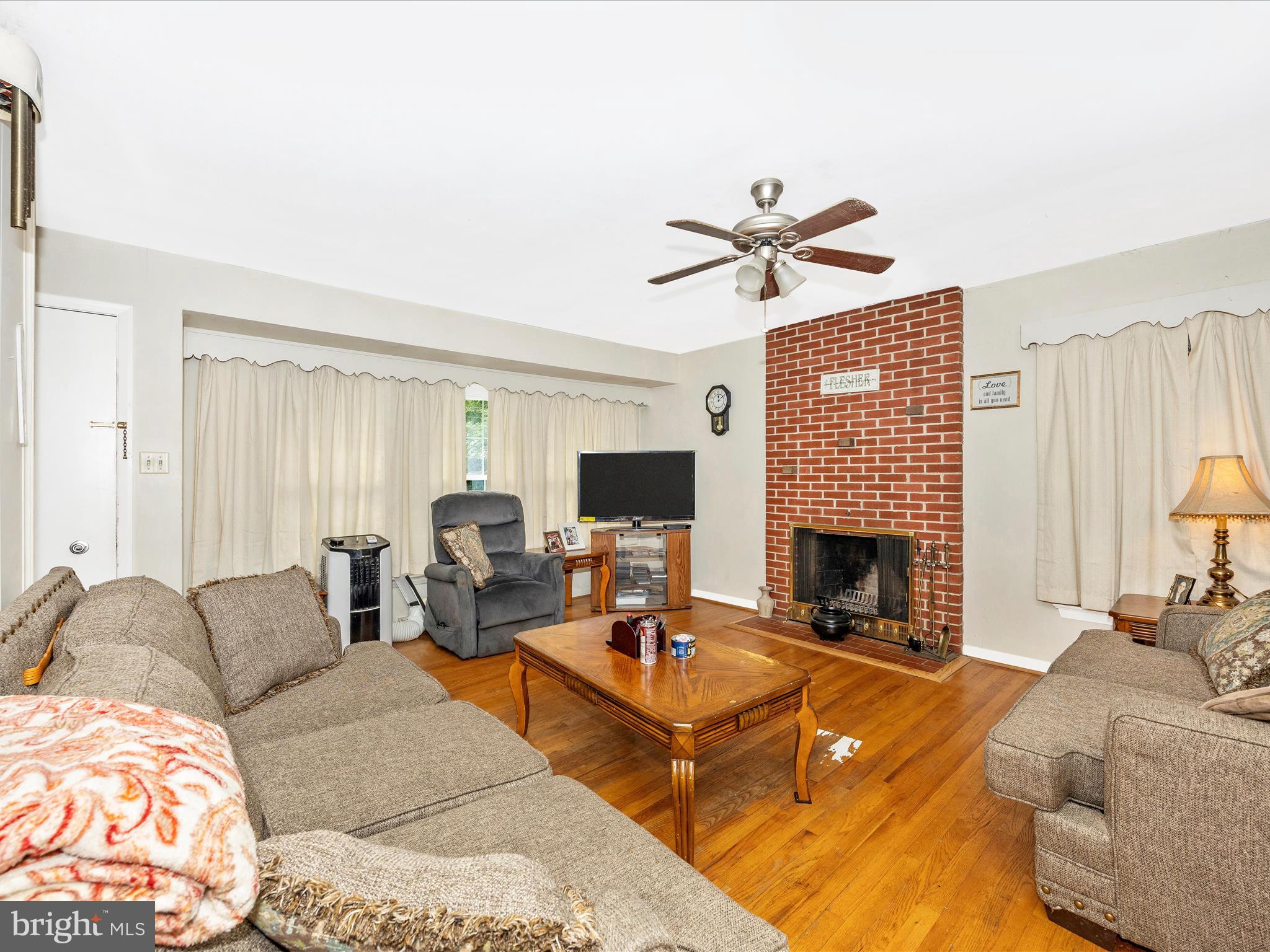 GREENBERRY HILLS - Residential