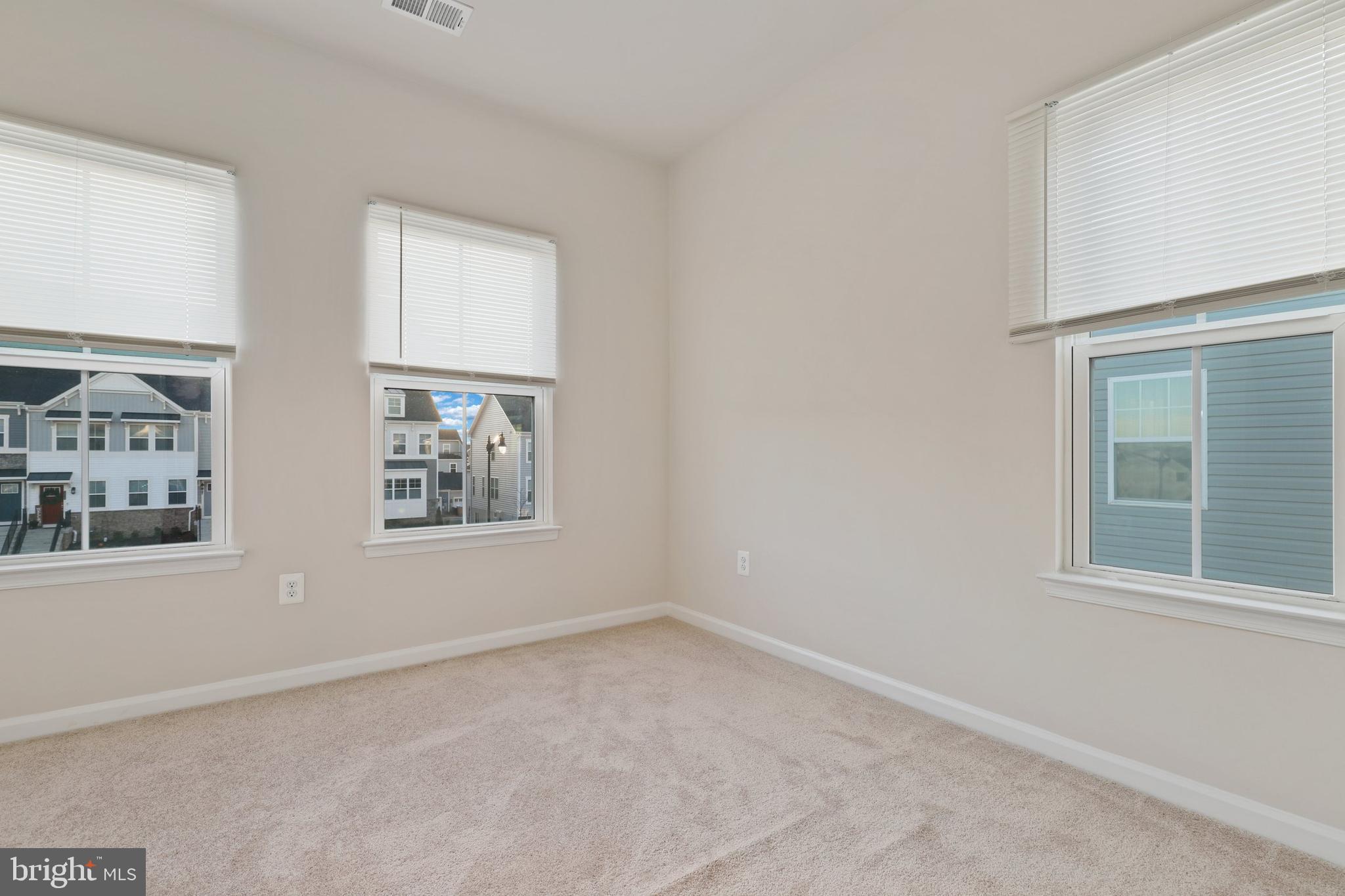 BRUNSWICK CROSSING - Residential