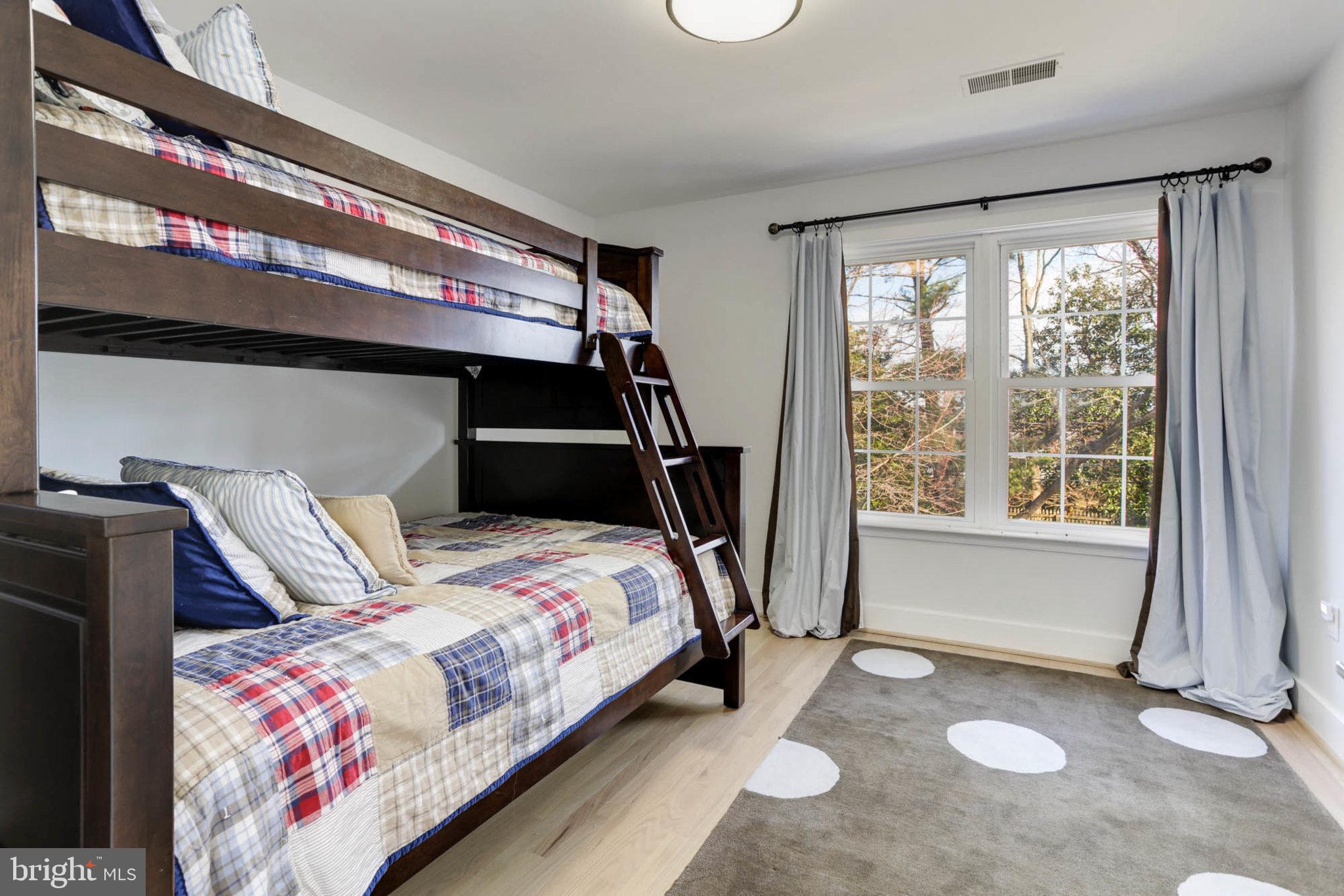 BAY RIDGE - Residential