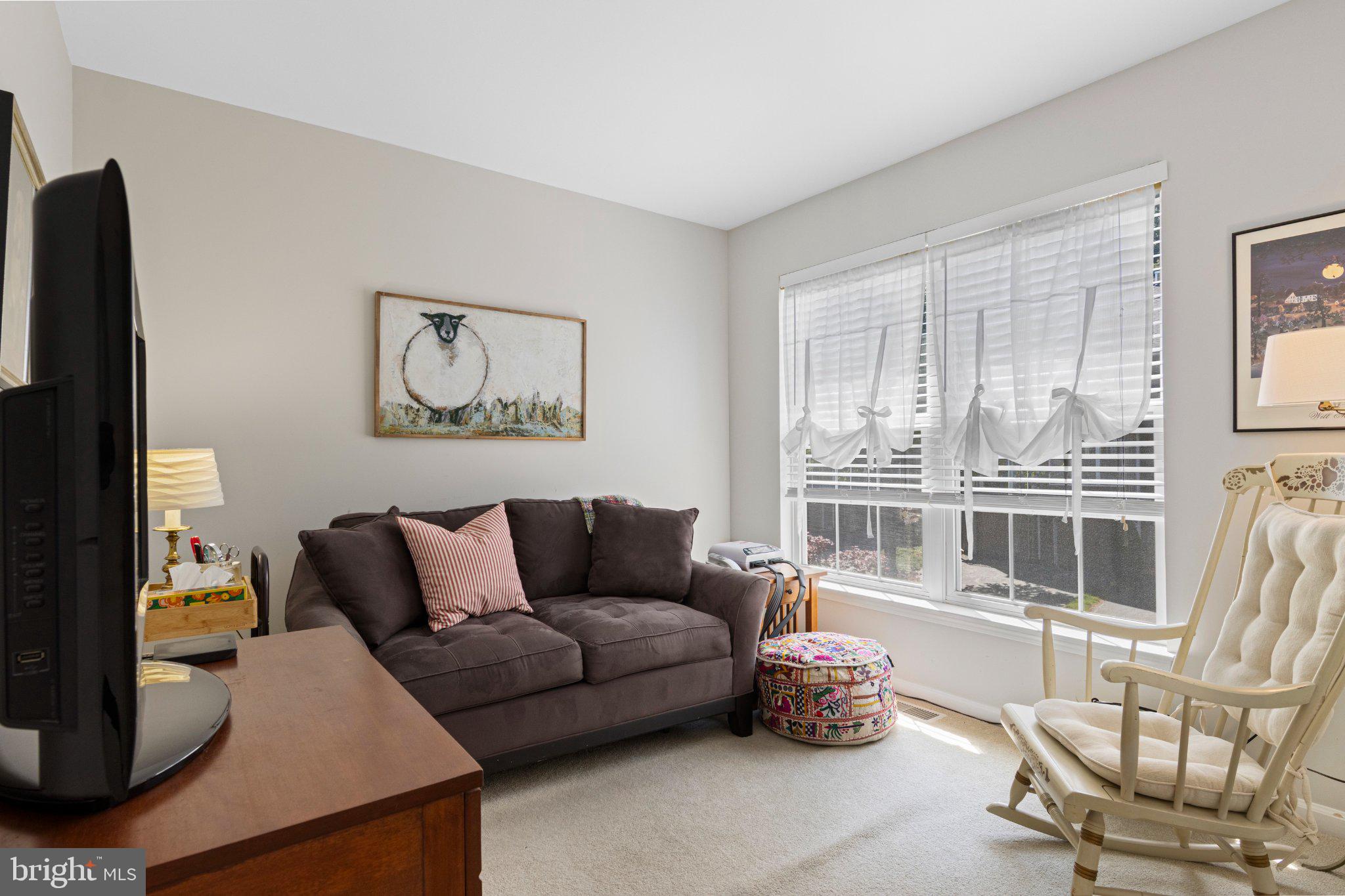 NORTHRIDGE - Residential