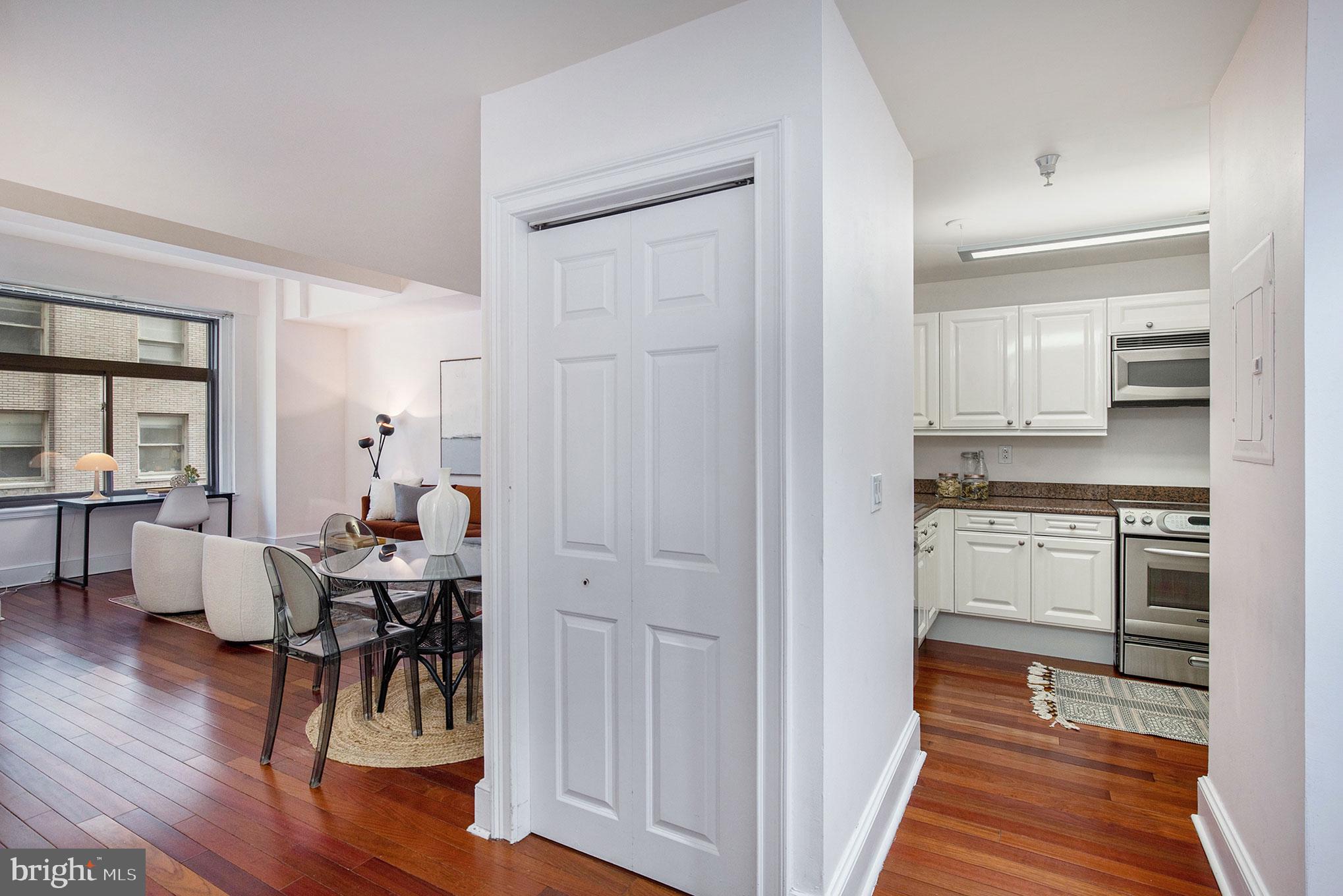 CENTER CITY - Residential