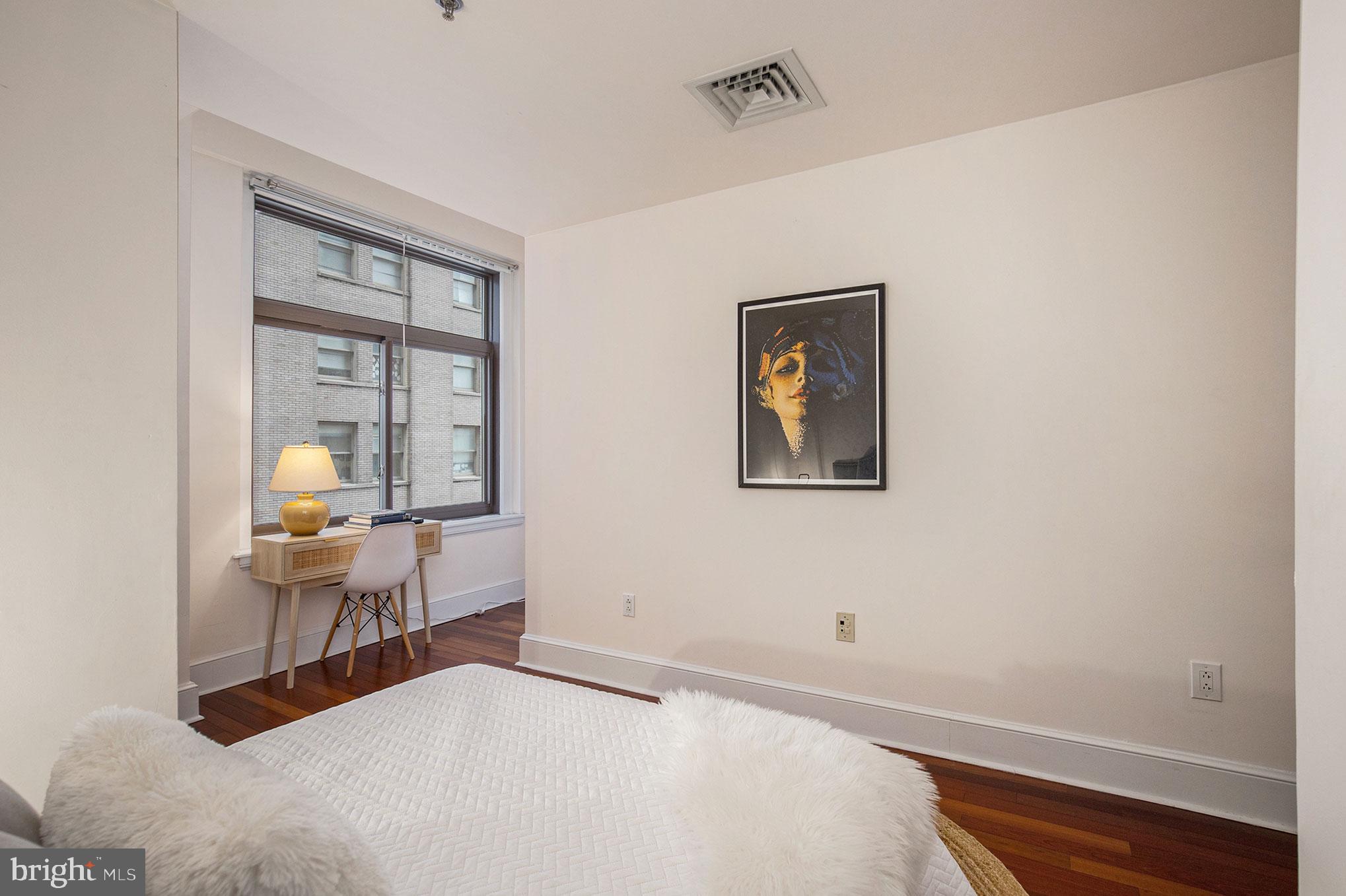 CENTER CITY - Residential