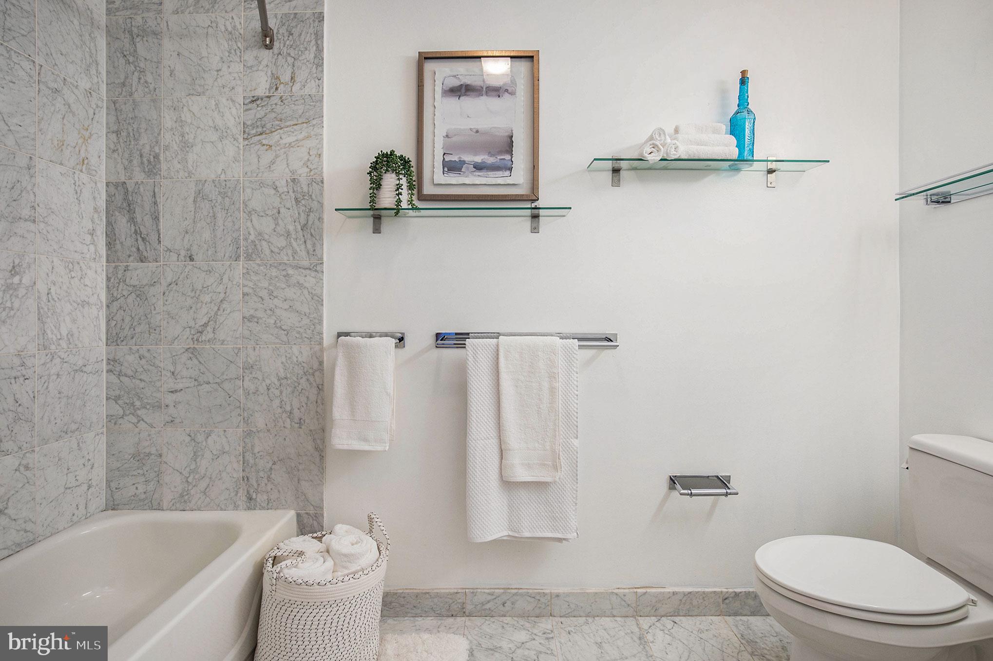 CENTER CITY - Residential