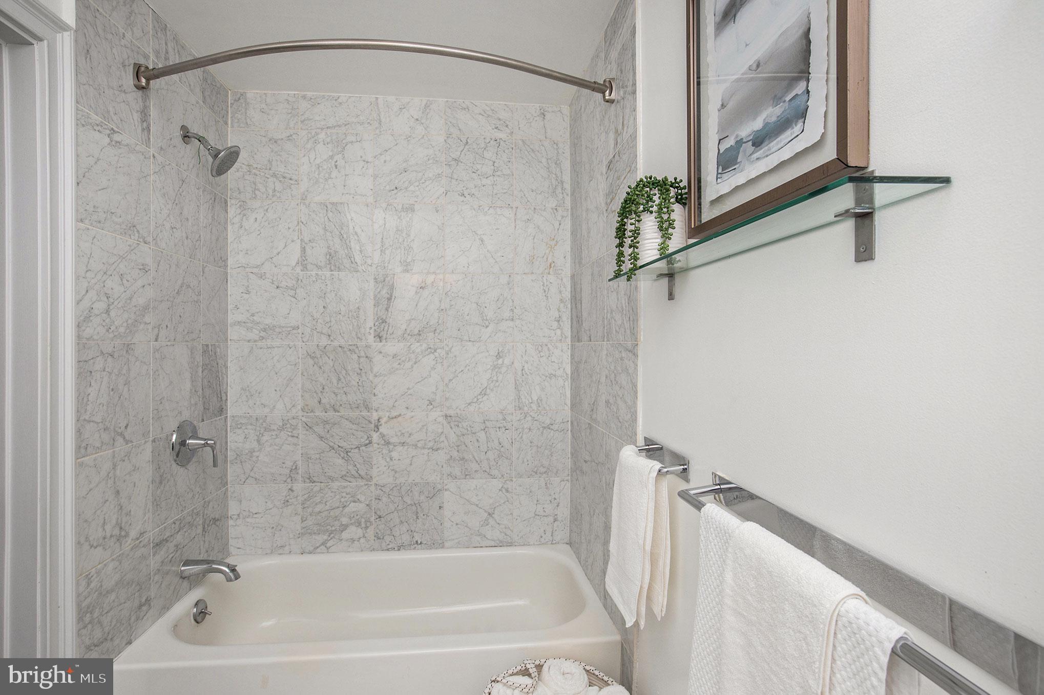 CENTER CITY - Residential