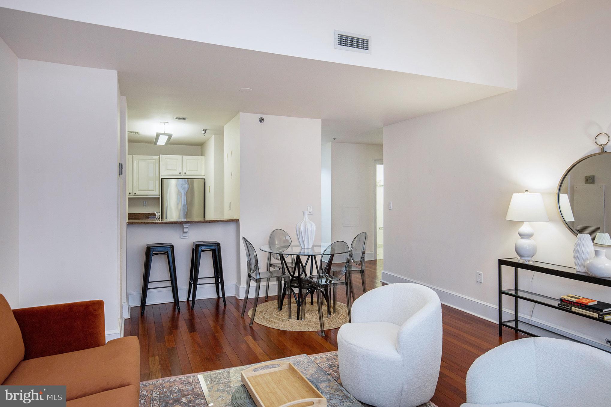 CENTER CITY - Residential