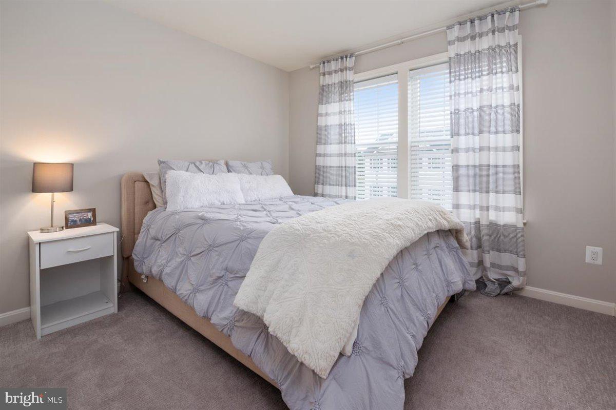 VILLAGGIO ENCLAVE - Residential