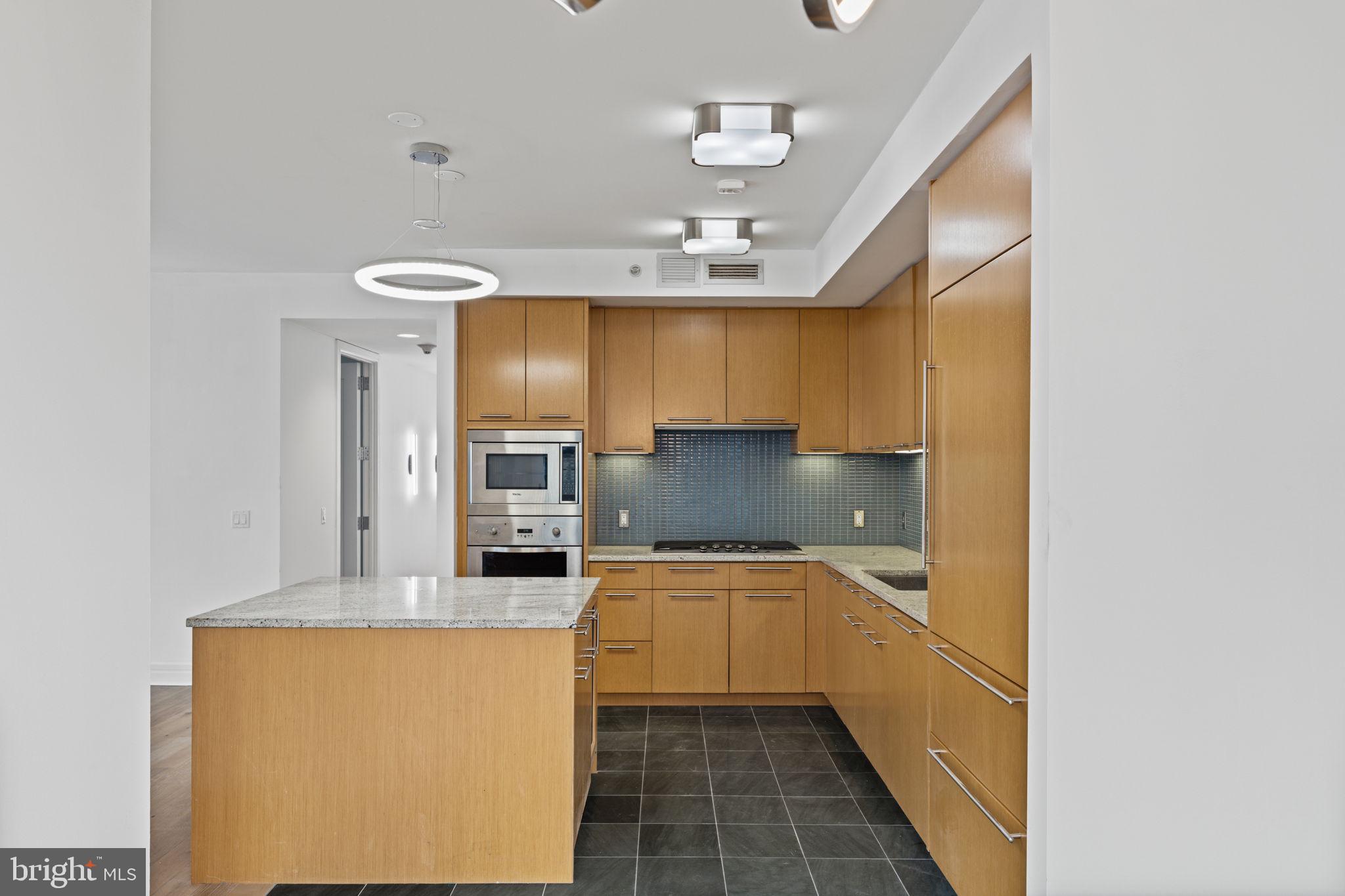 RITTENHOUSE SQUARE - Residential Lease