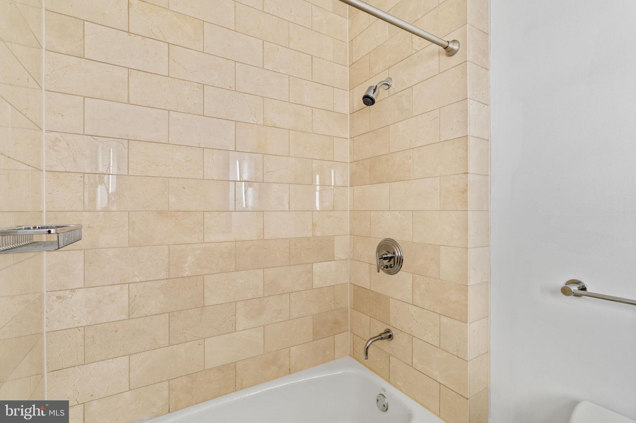 RITTENHOUSE SQUARE - Residential Lease