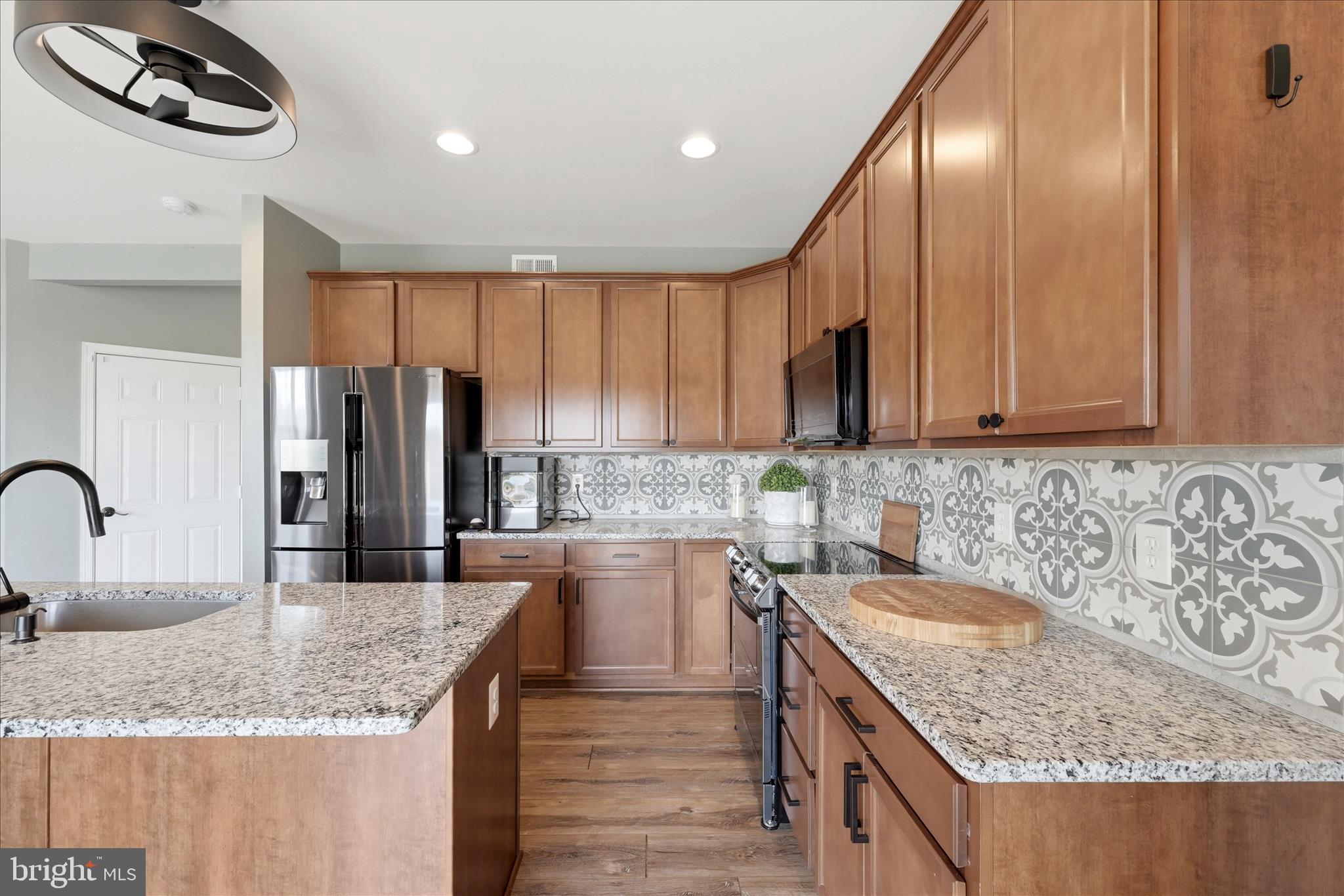 SHENANDOAH SPRINGS - Residential