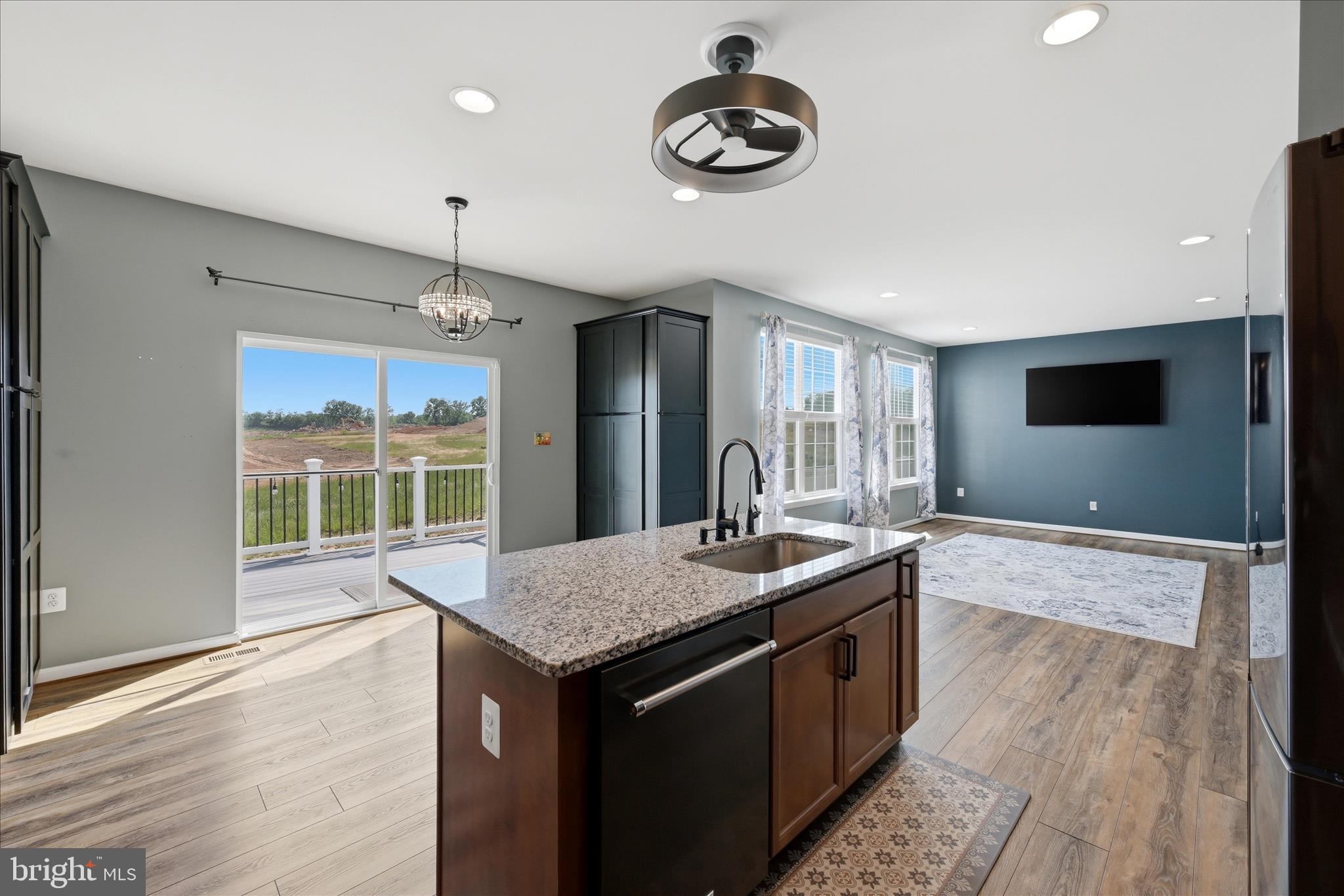 SHENANDOAH SPRINGS - Residential