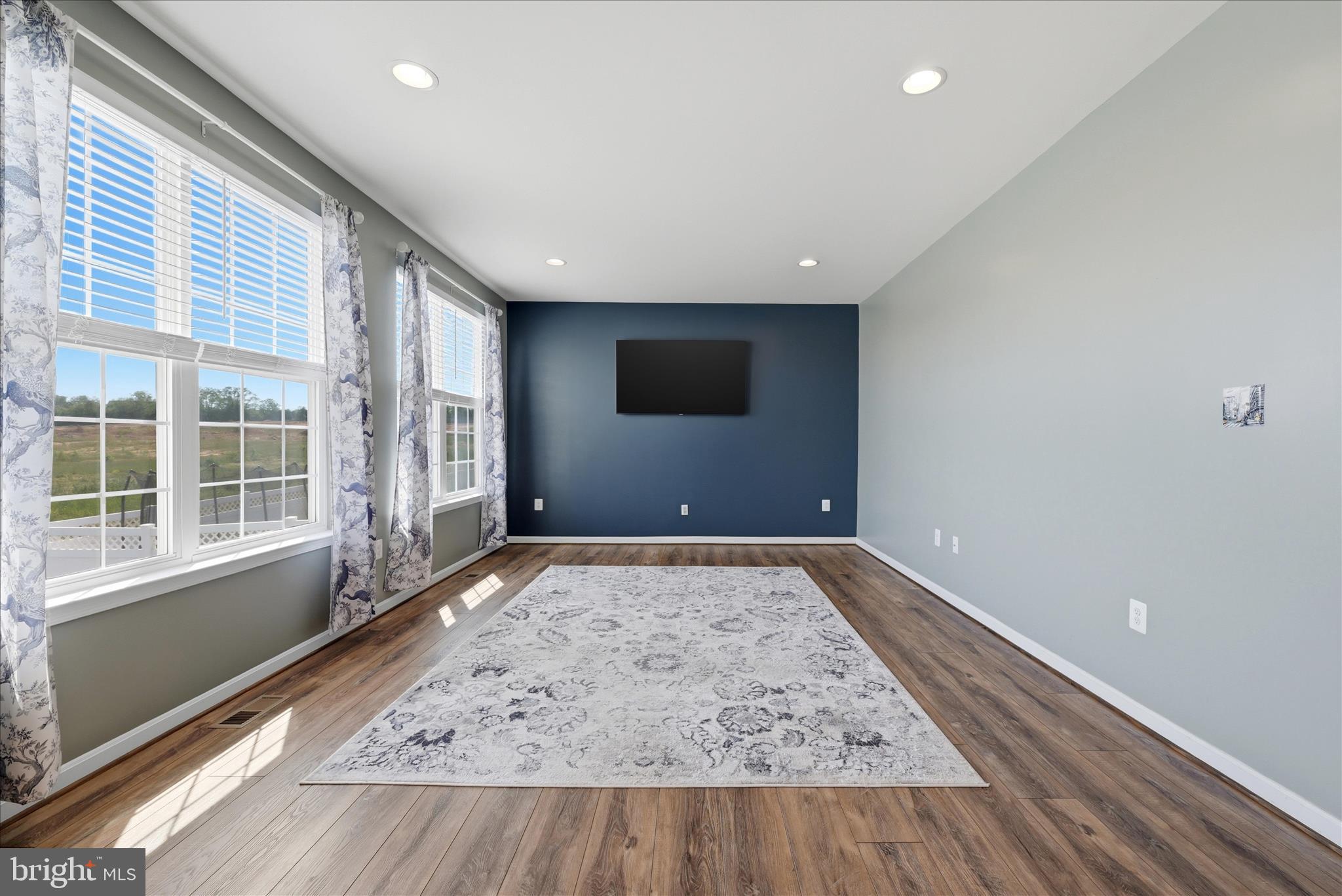 SHENANDOAH SPRINGS - Residential