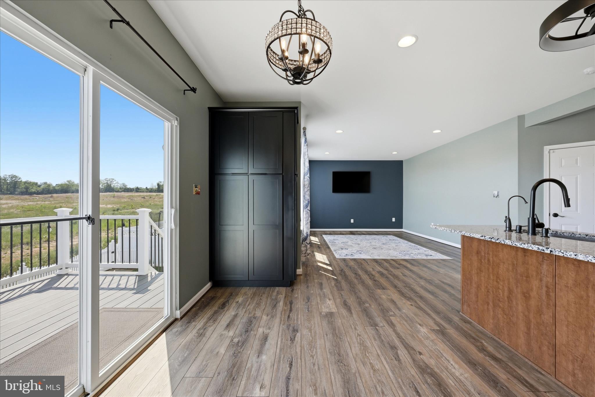 SHENANDOAH SPRINGS - Residential