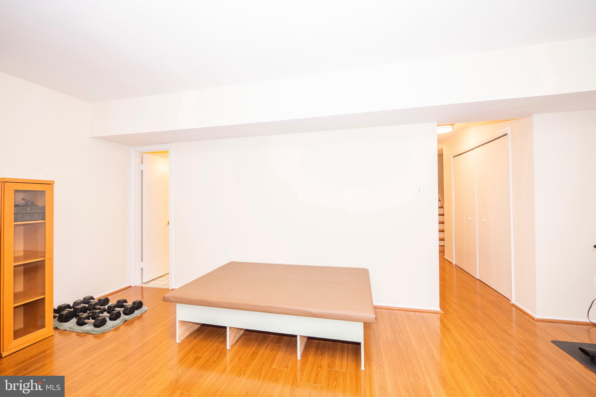 VILLAGE OF HICKORY RIDGE - Residential