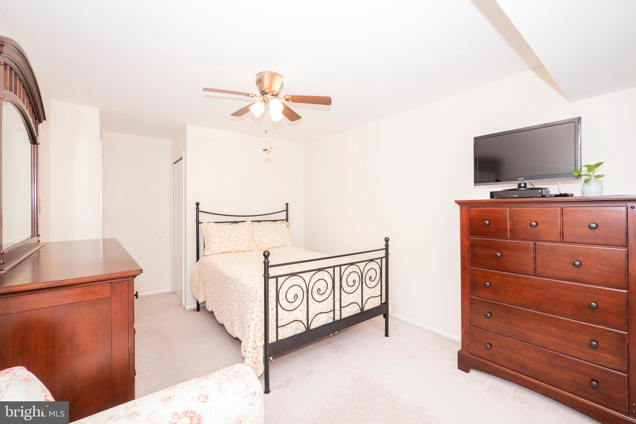 VILLAGE OF HICKORY RIDGE - Residential