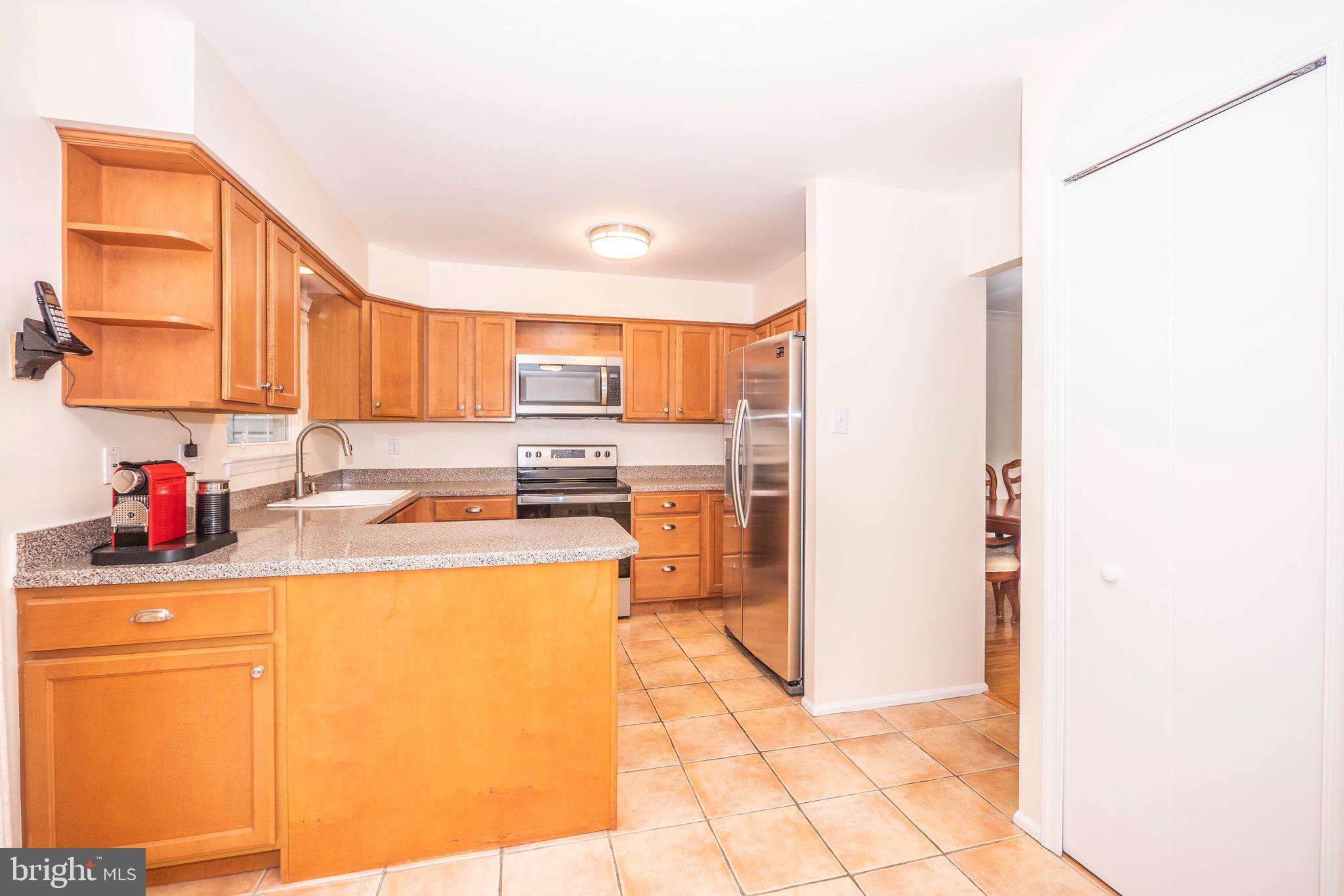 VILLAGE OF HICKORY RIDGE - Residential