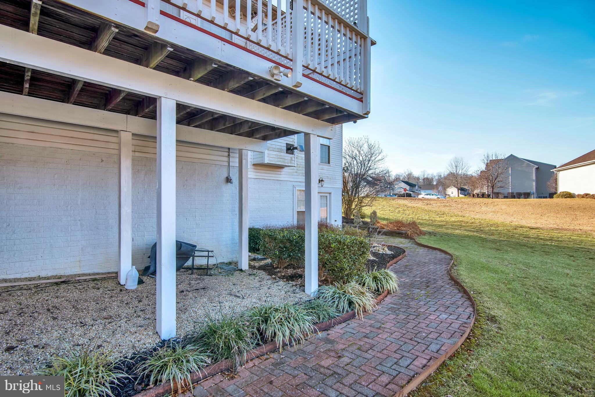 KINGS GRANT LA PLATA - Residential