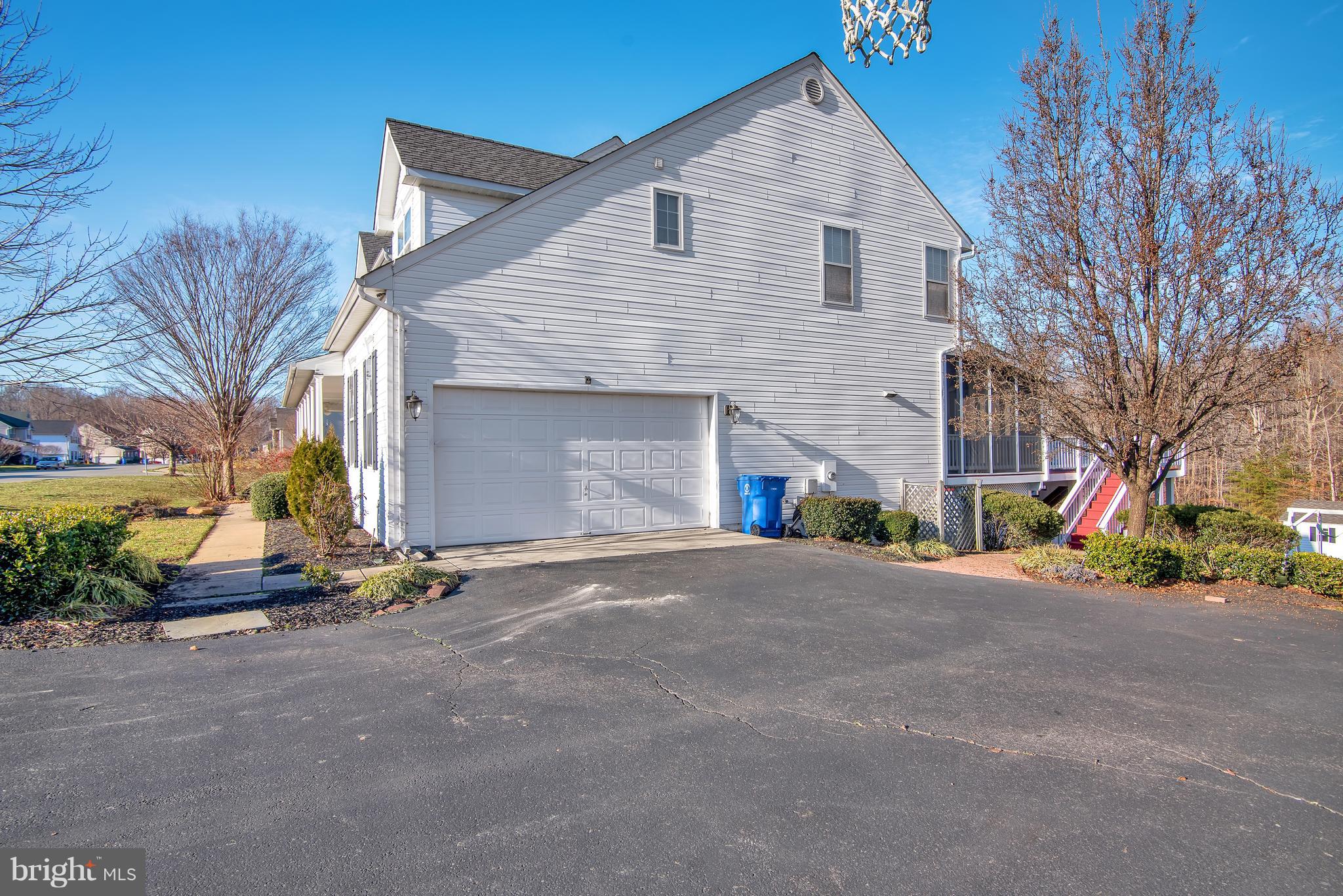 KINGS GRANT LA PLATA - Residential