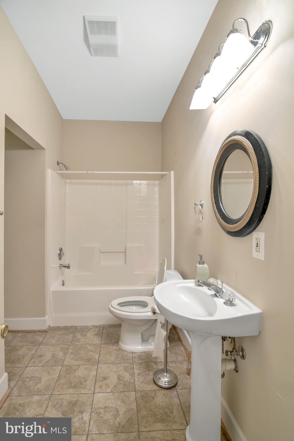 KINGS GRANT LA PLATA - Residential