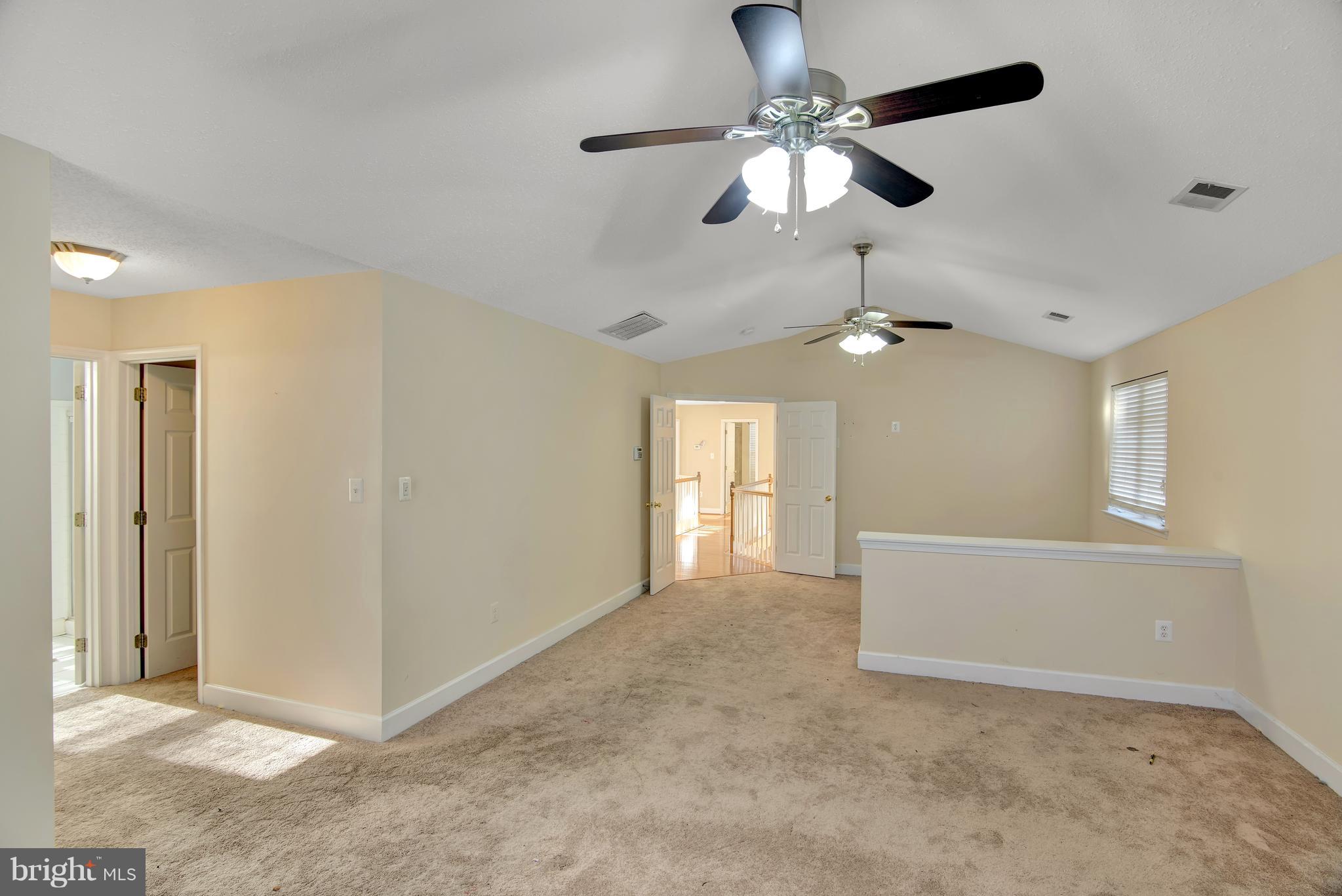 KINGS GRANT LA PLATA - Residential