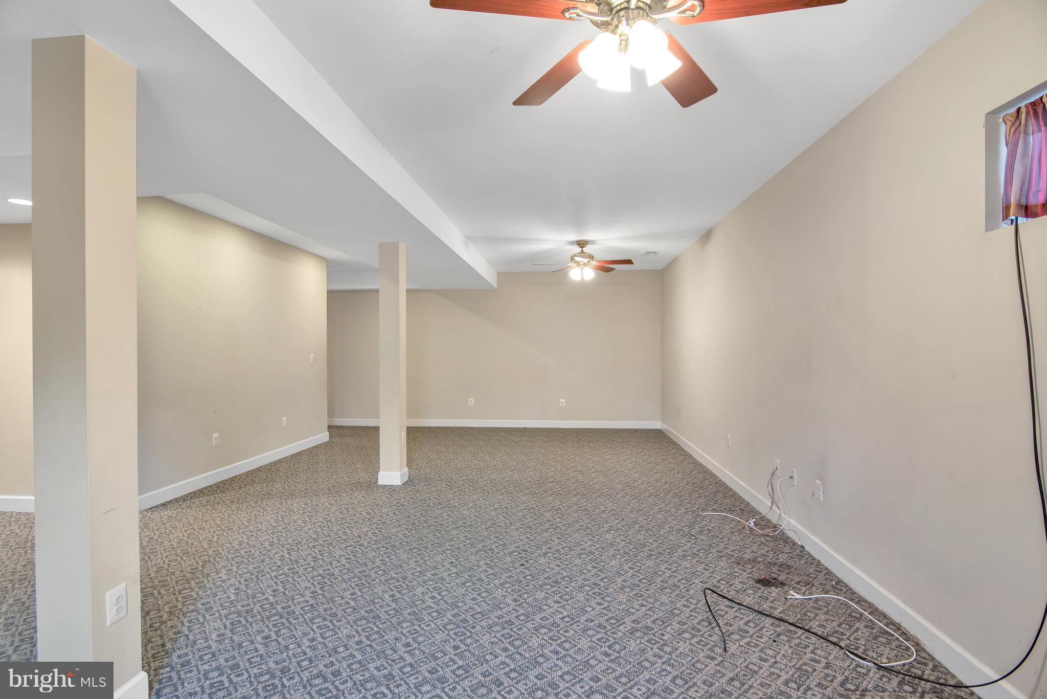 KINGS GRANT LA PLATA - Residential