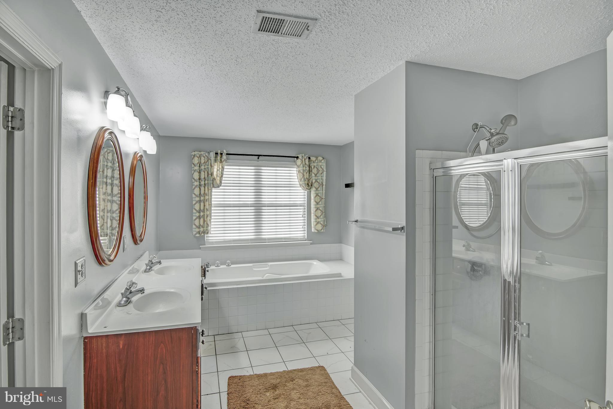 KINGS GRANT LA PLATA - Residential