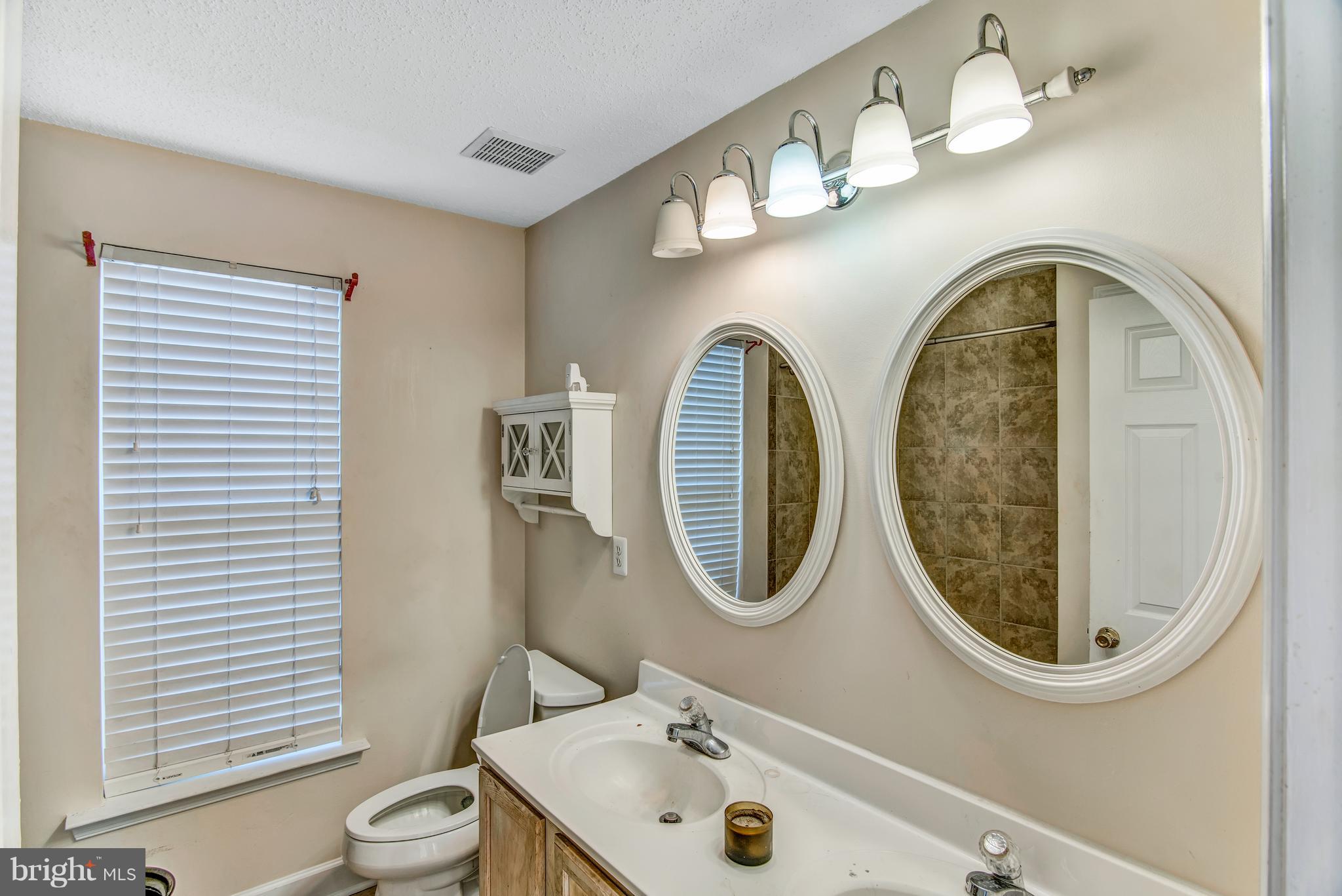 KINGS GRANT LA PLATA - Residential