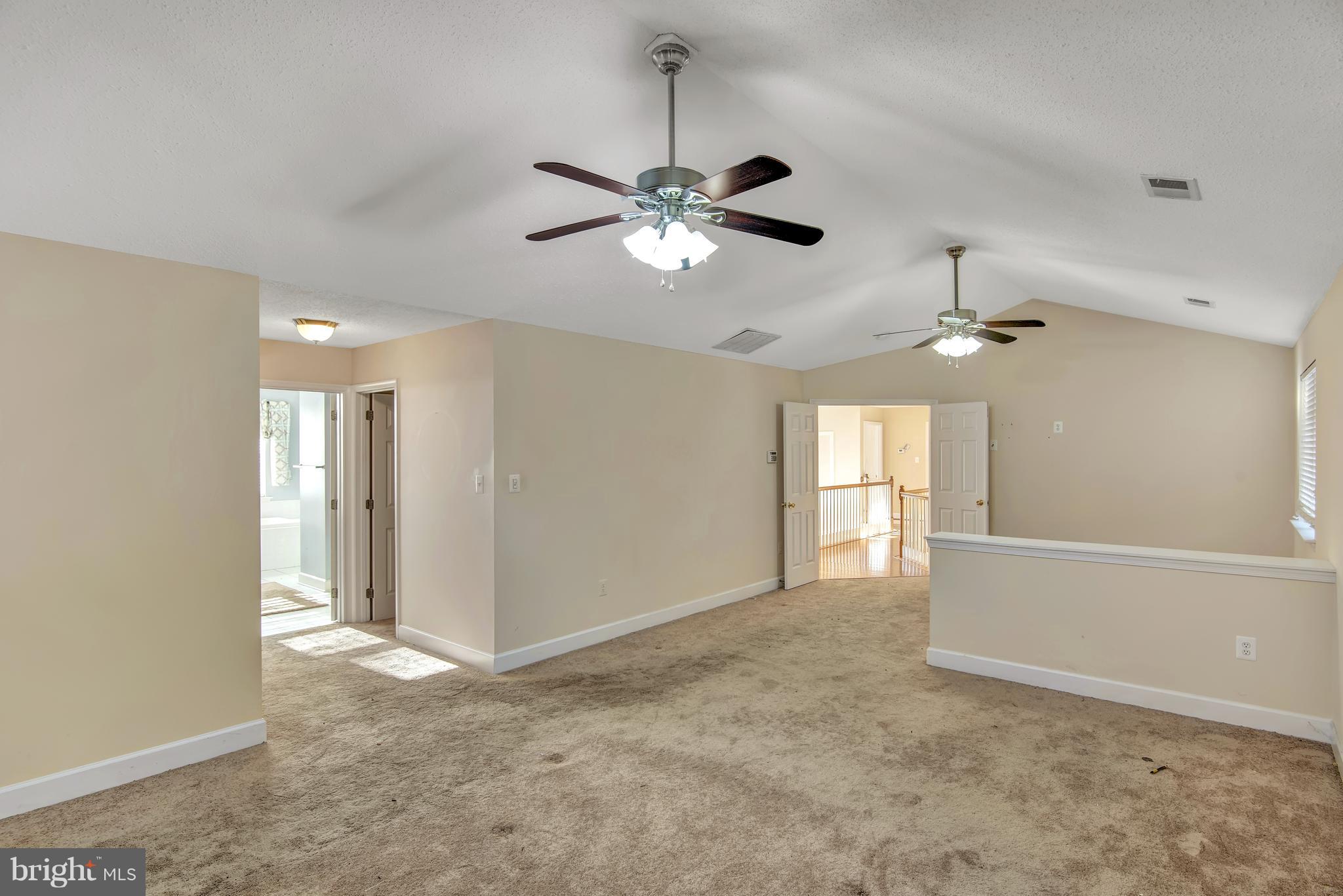 KINGS GRANT LA PLATA - Residential