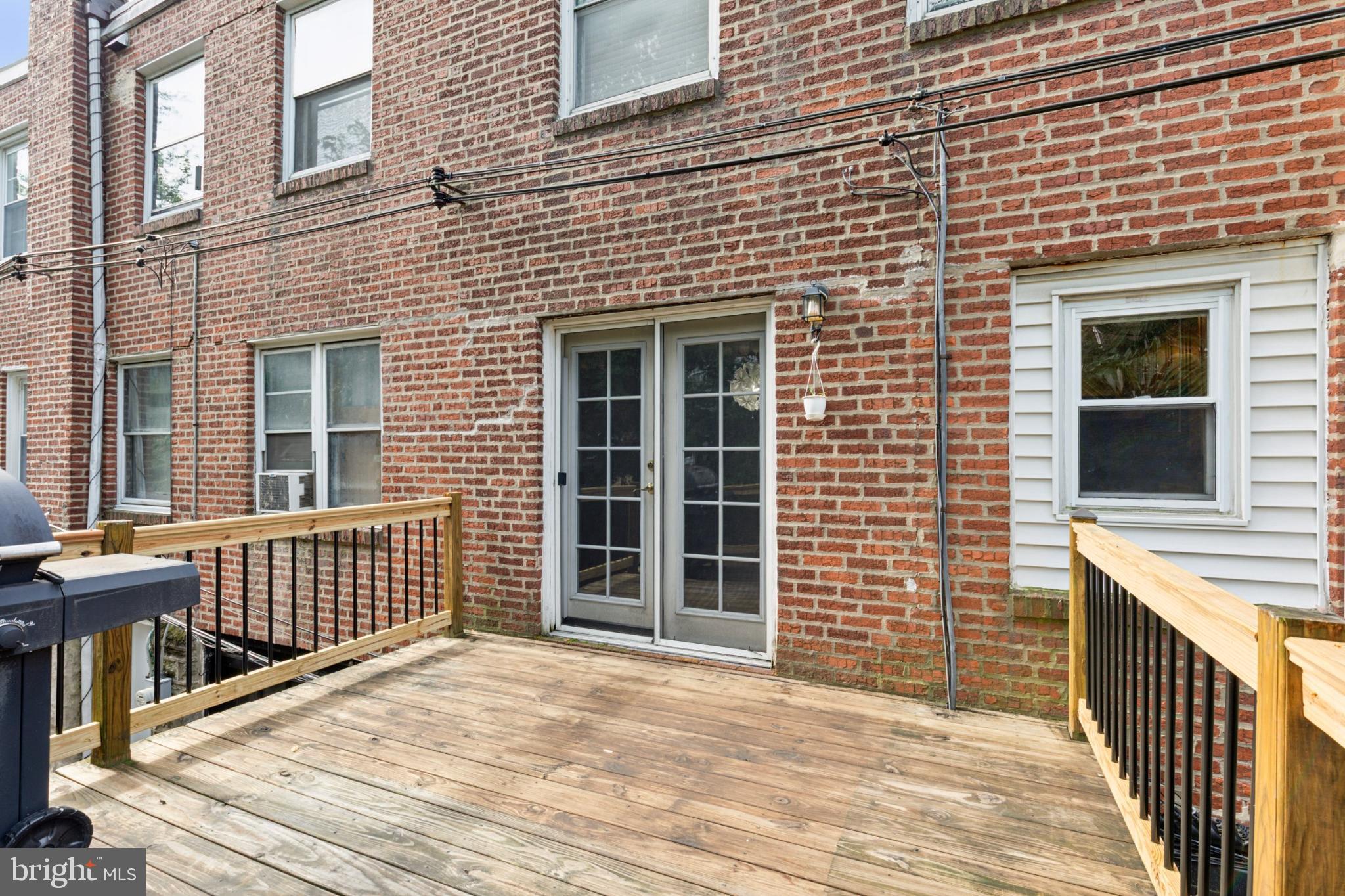 MANAYUNK - Residential