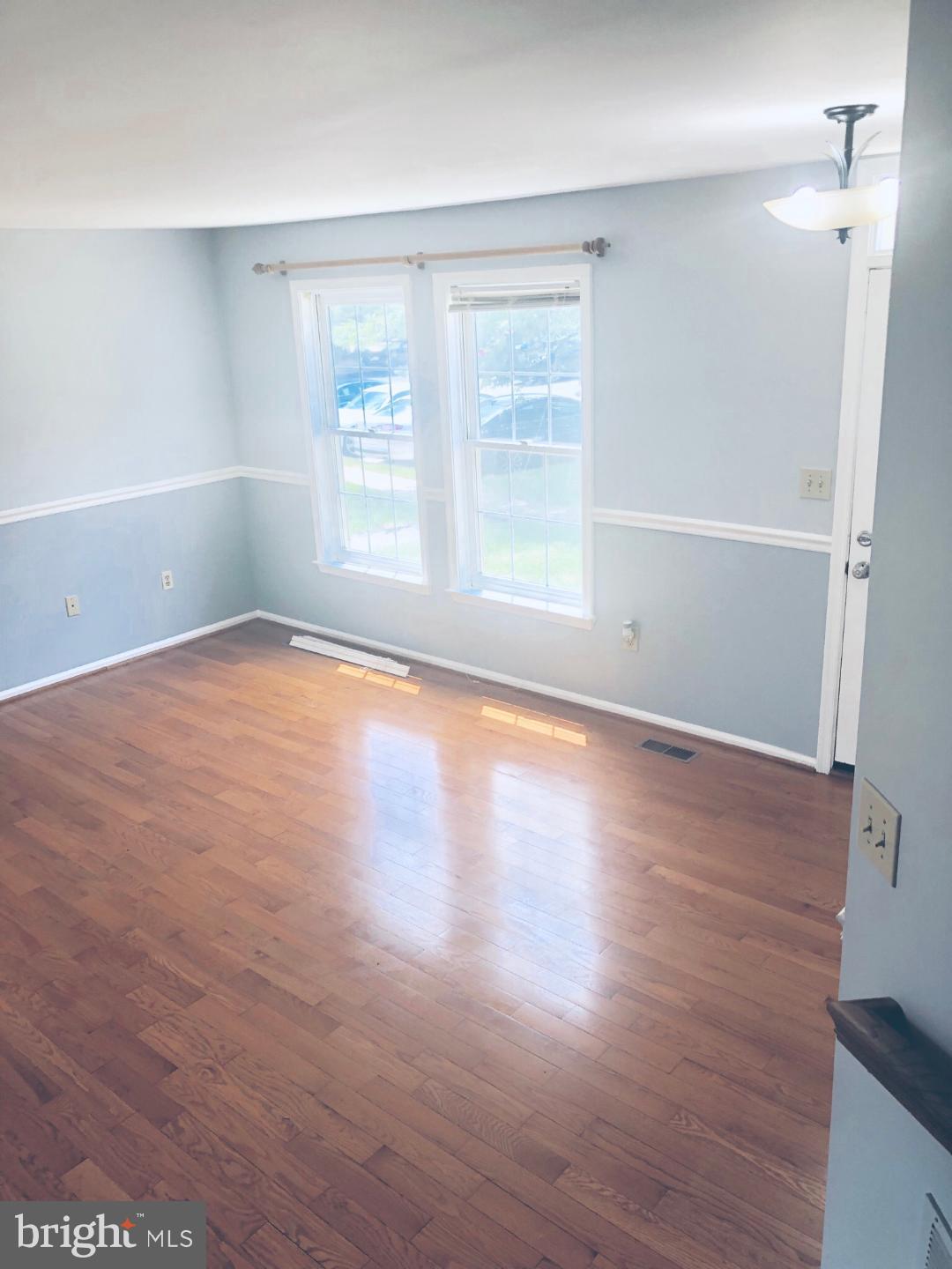 CAROLYN FOREST - Residential Lease