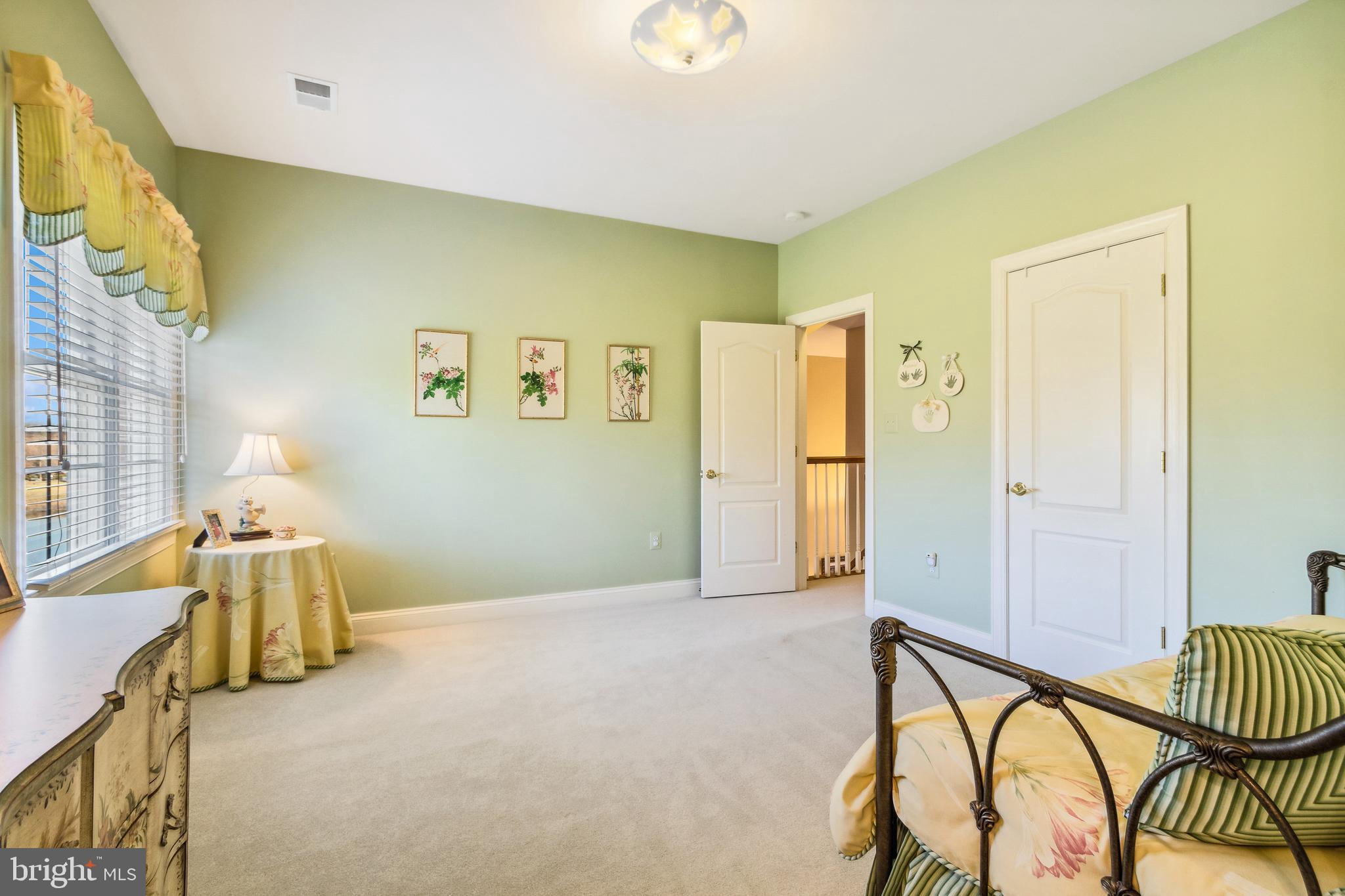 LAKE MANASSAS - Residential