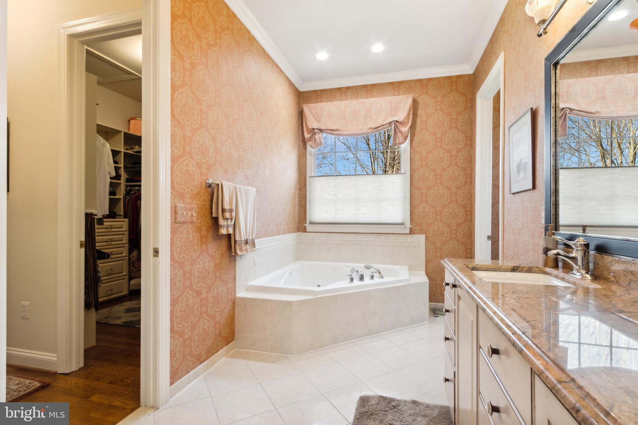 LAKE MANASSAS - Residential