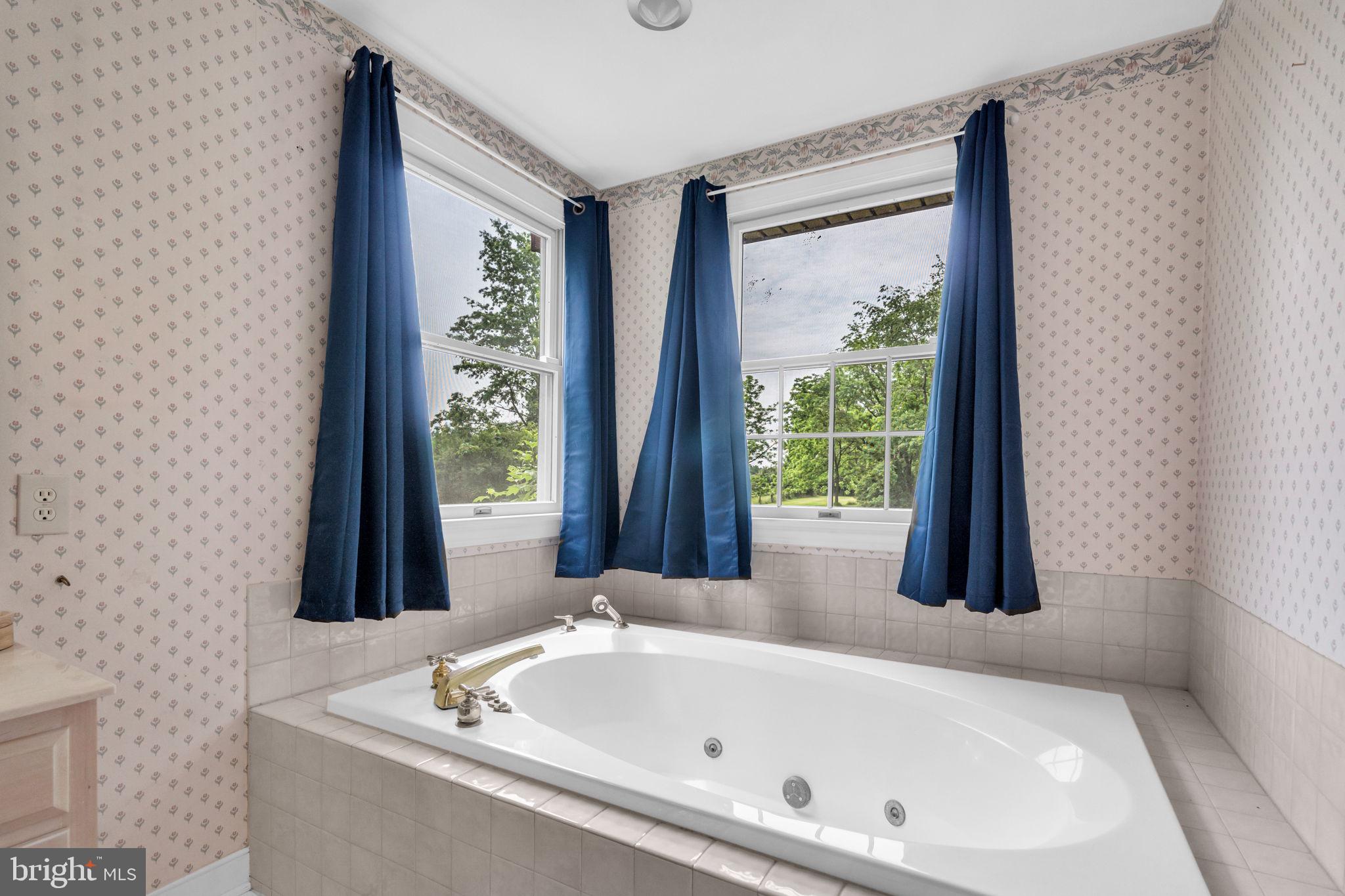 CLAYLAND FARMS - Residential