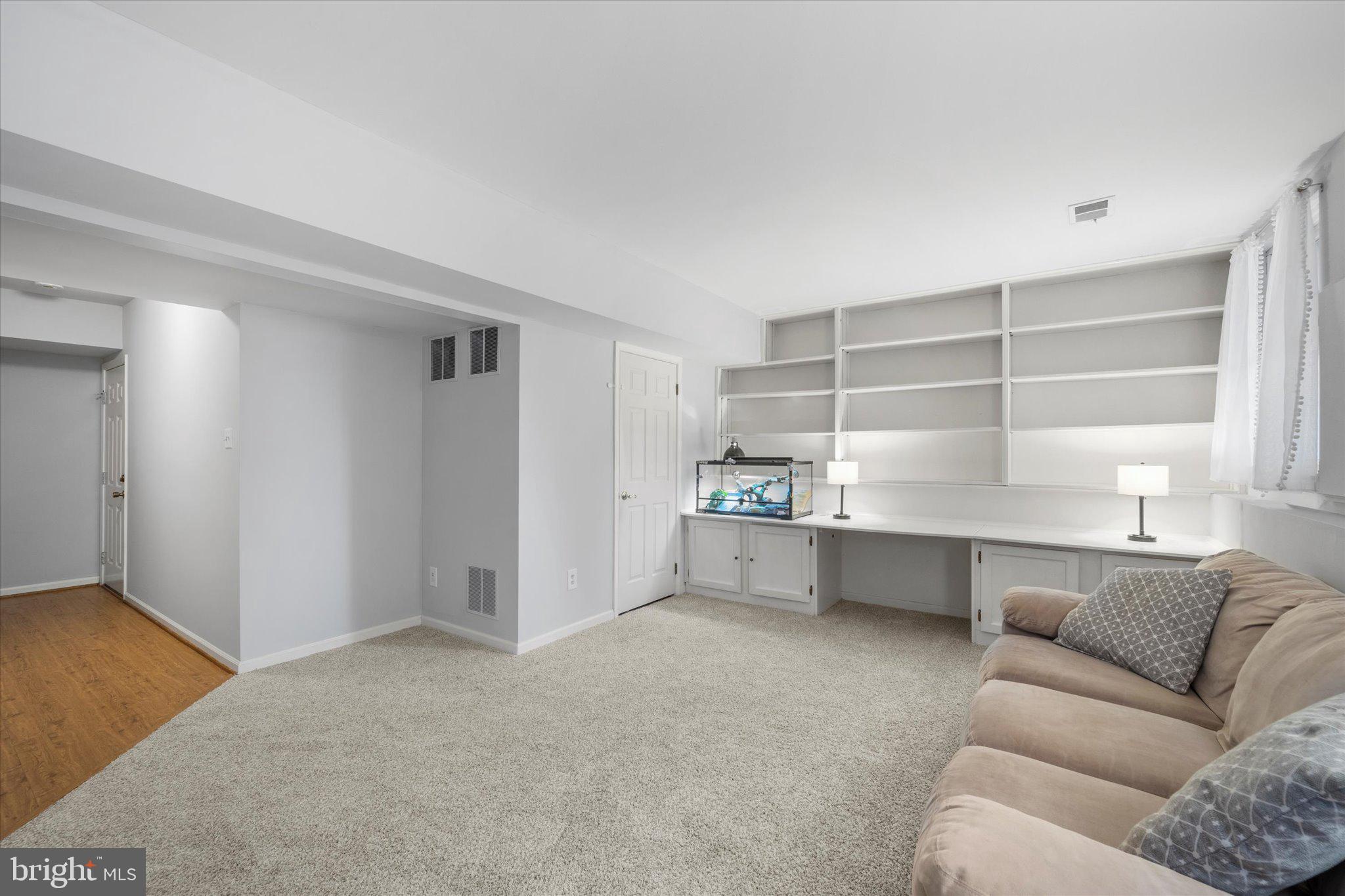 FOX CREEK - Residential