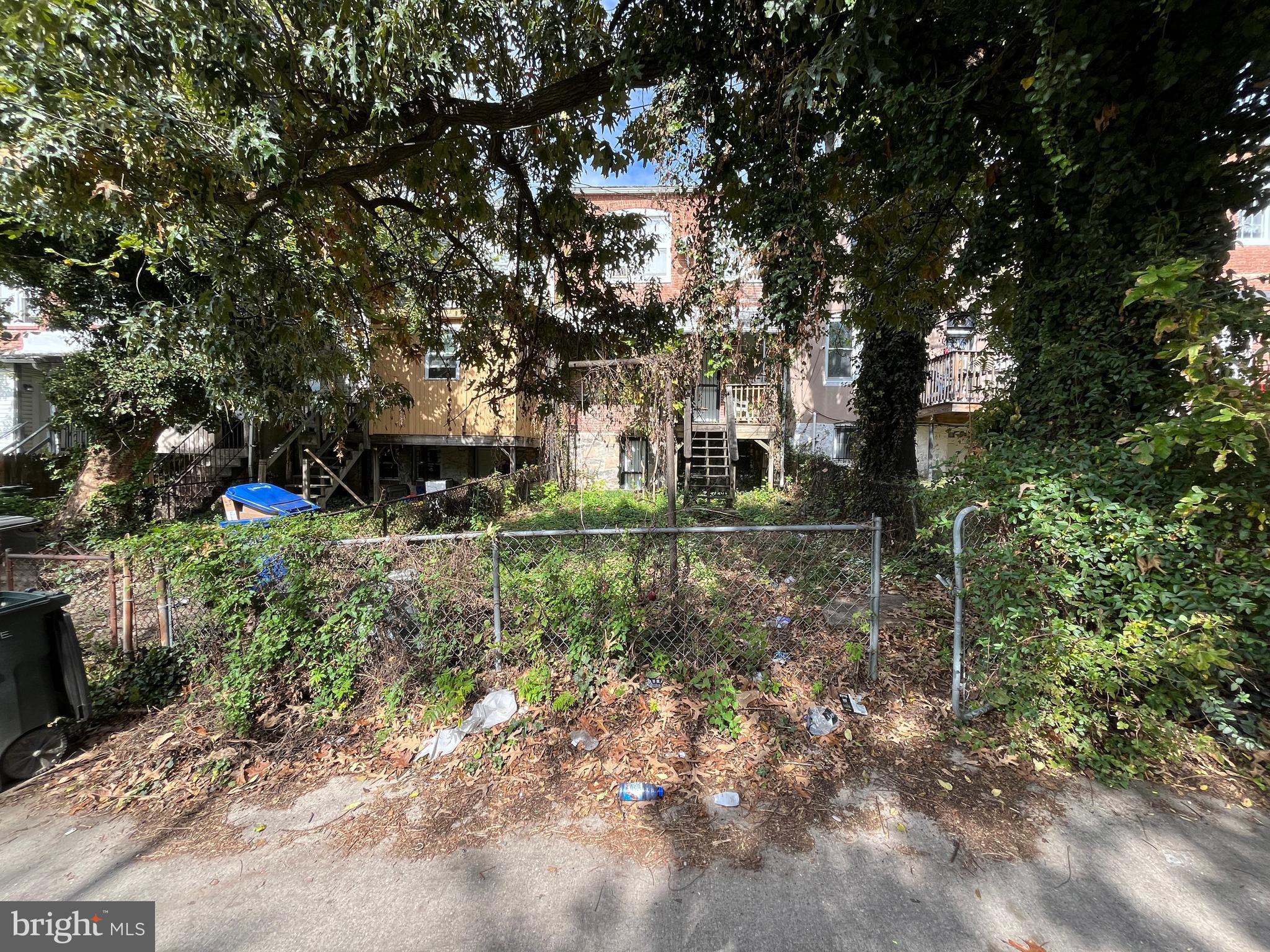 PEN LUCY - Residential