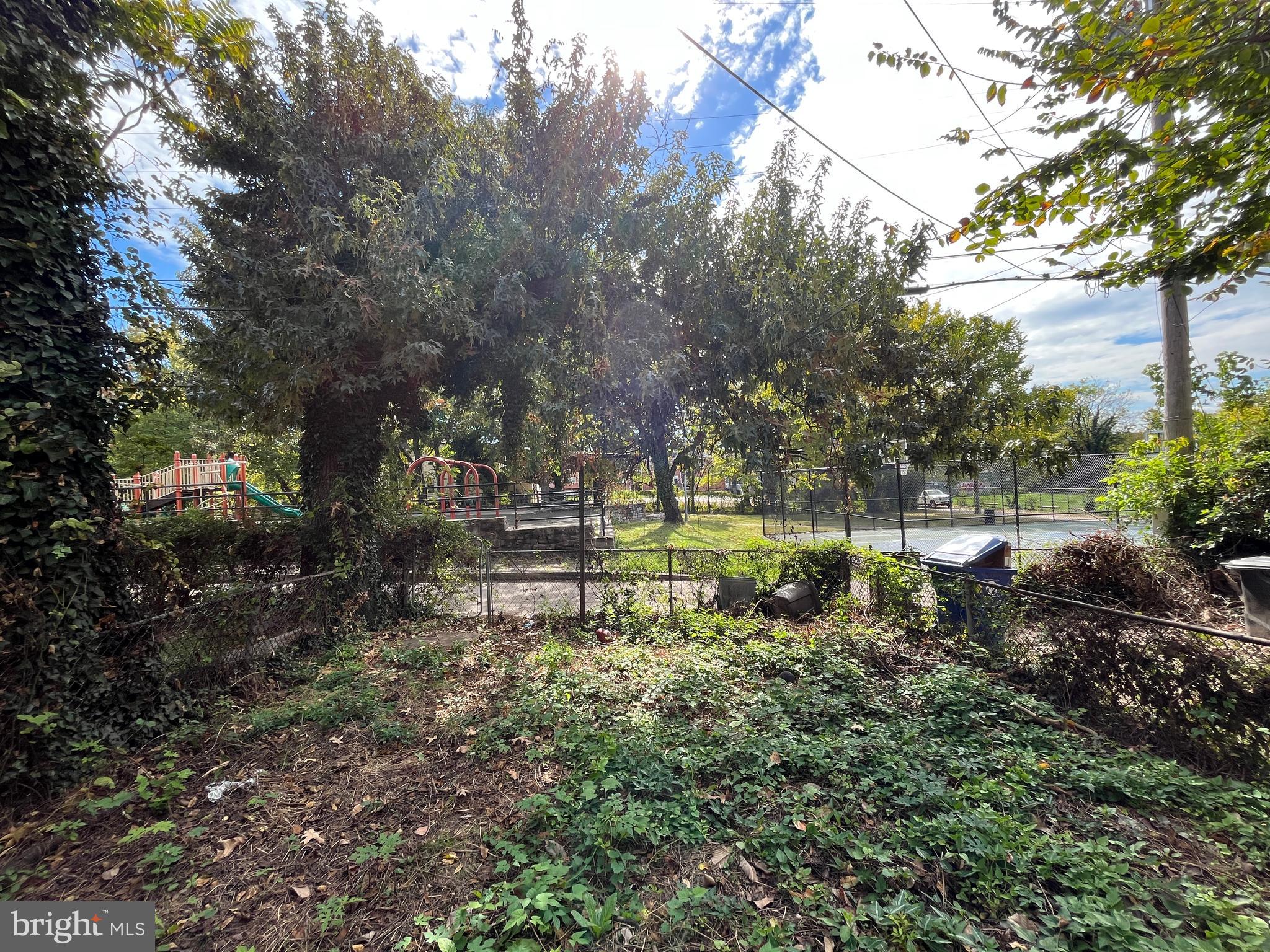 PEN LUCY - Residential